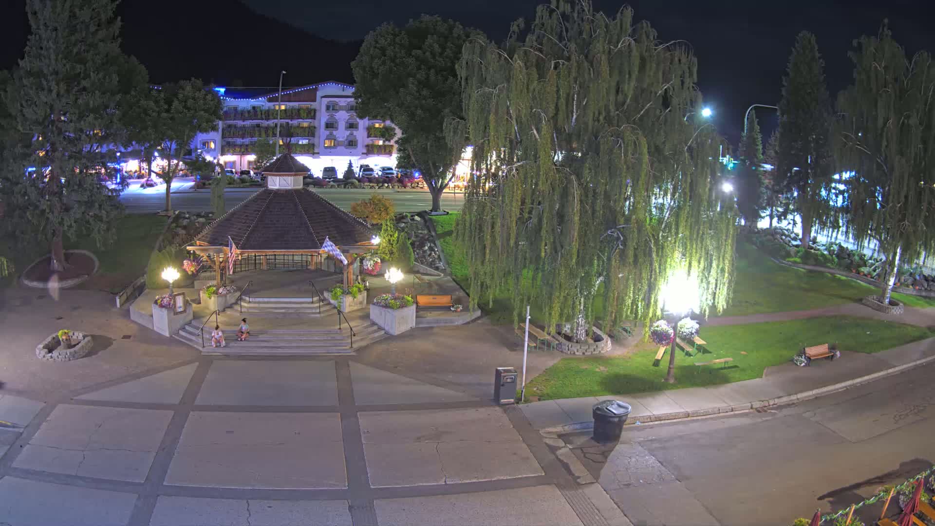 Leavenworth Village Front Street Park  Live Cam - Leavenworth, Chelan, Washington, USA