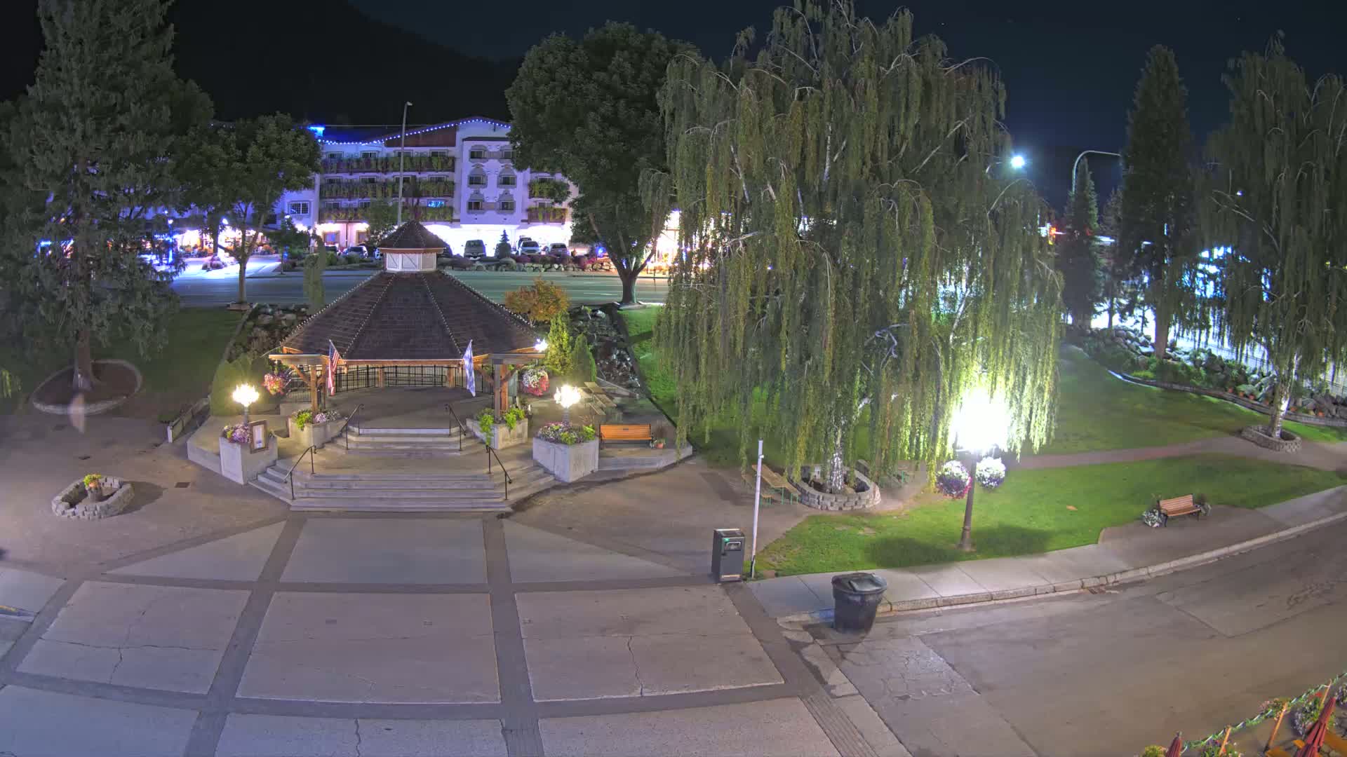 Leavenworth Village Front Street Park  Live Cam - Leavenworth, Chelan, Washington, USA