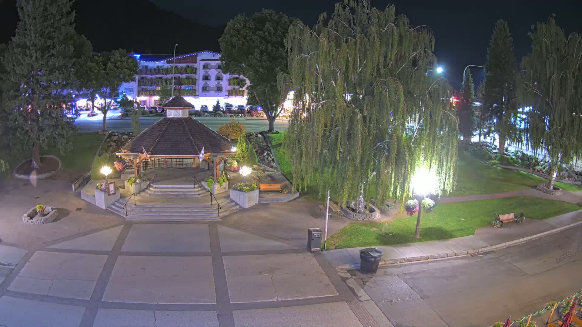 Leavenworth Village Front Street Park  Live Cam - Leavenworth, Chelan, Washington, USA
