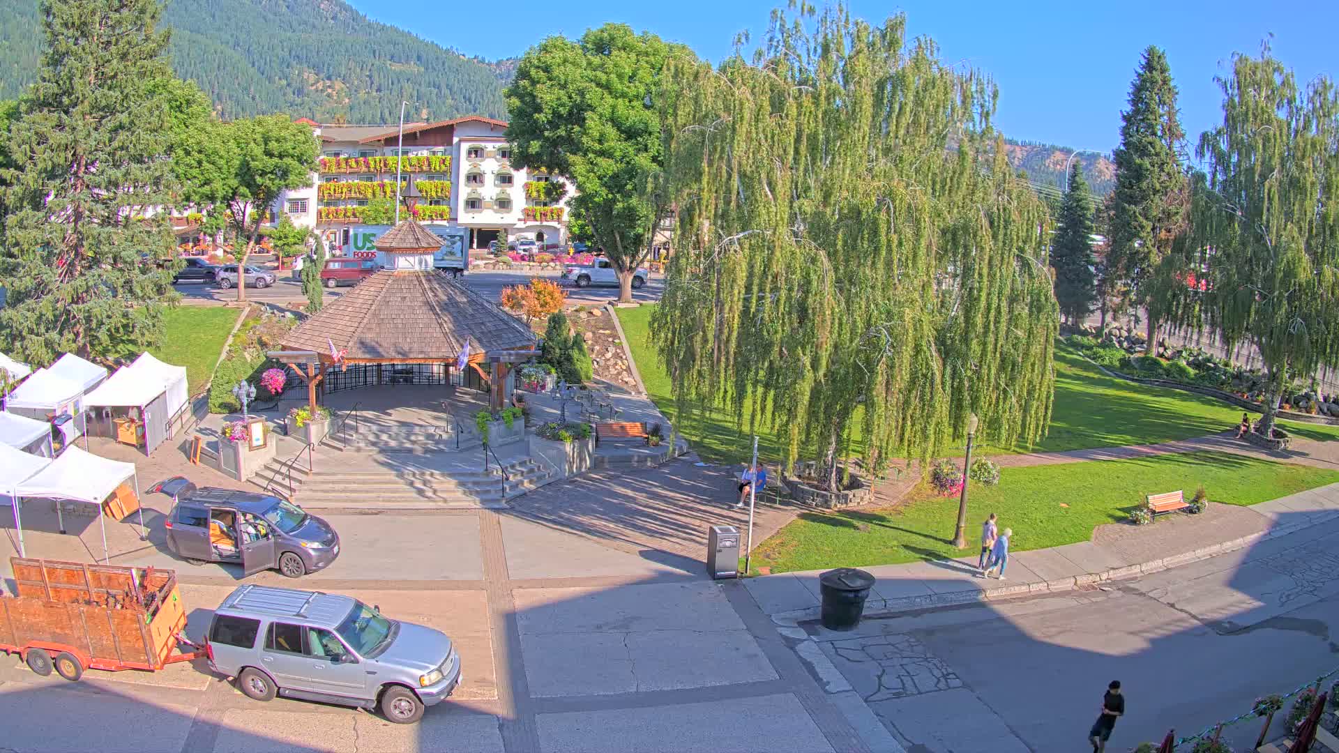 Leavenworth Village Front Street Park  Live Cam - Leavenworth, Chelan, Washington, USA