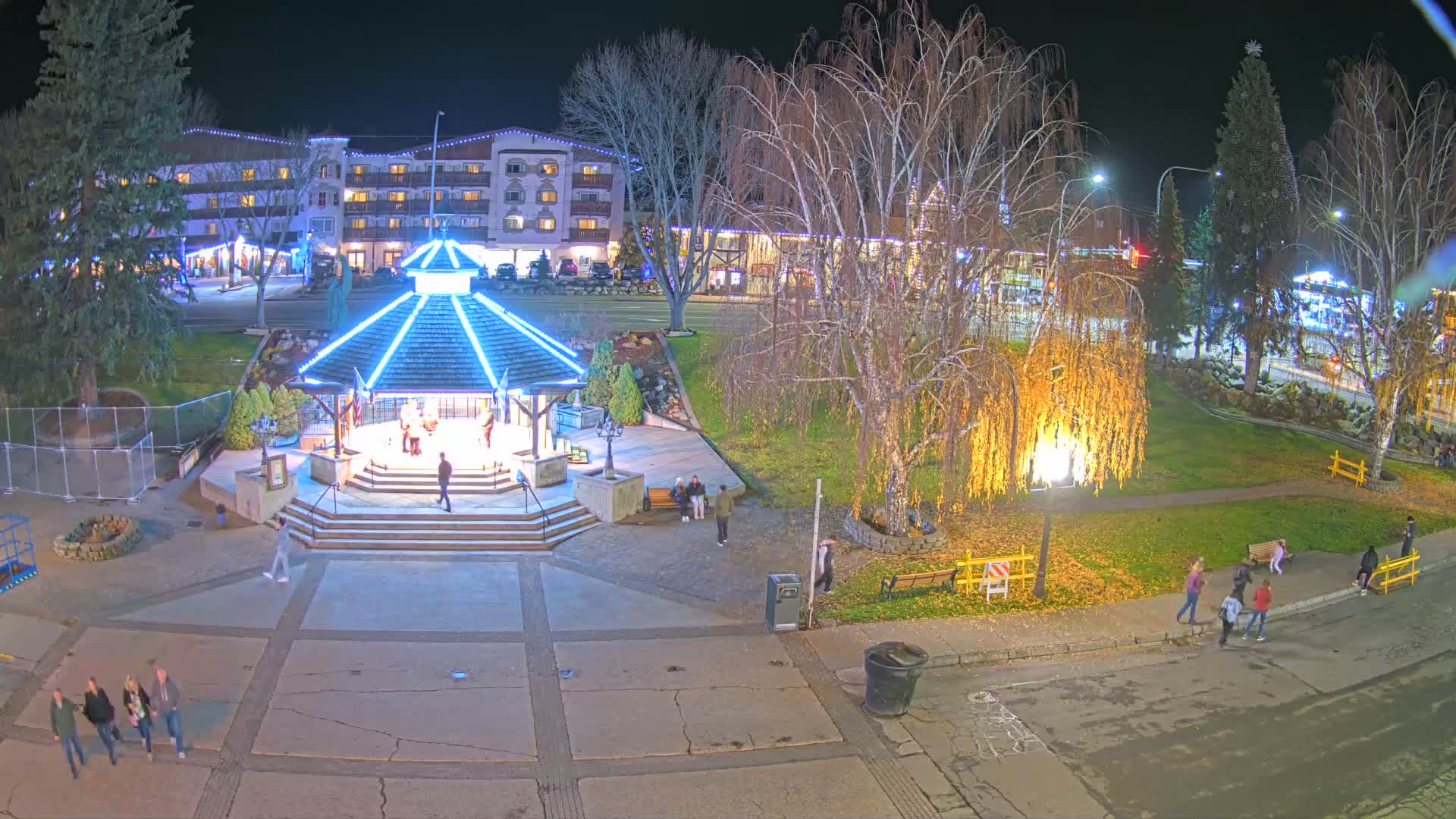 Leavenworth Village Front Street Park  Live Cam - Leavenworth, Chelan, Washington, USA