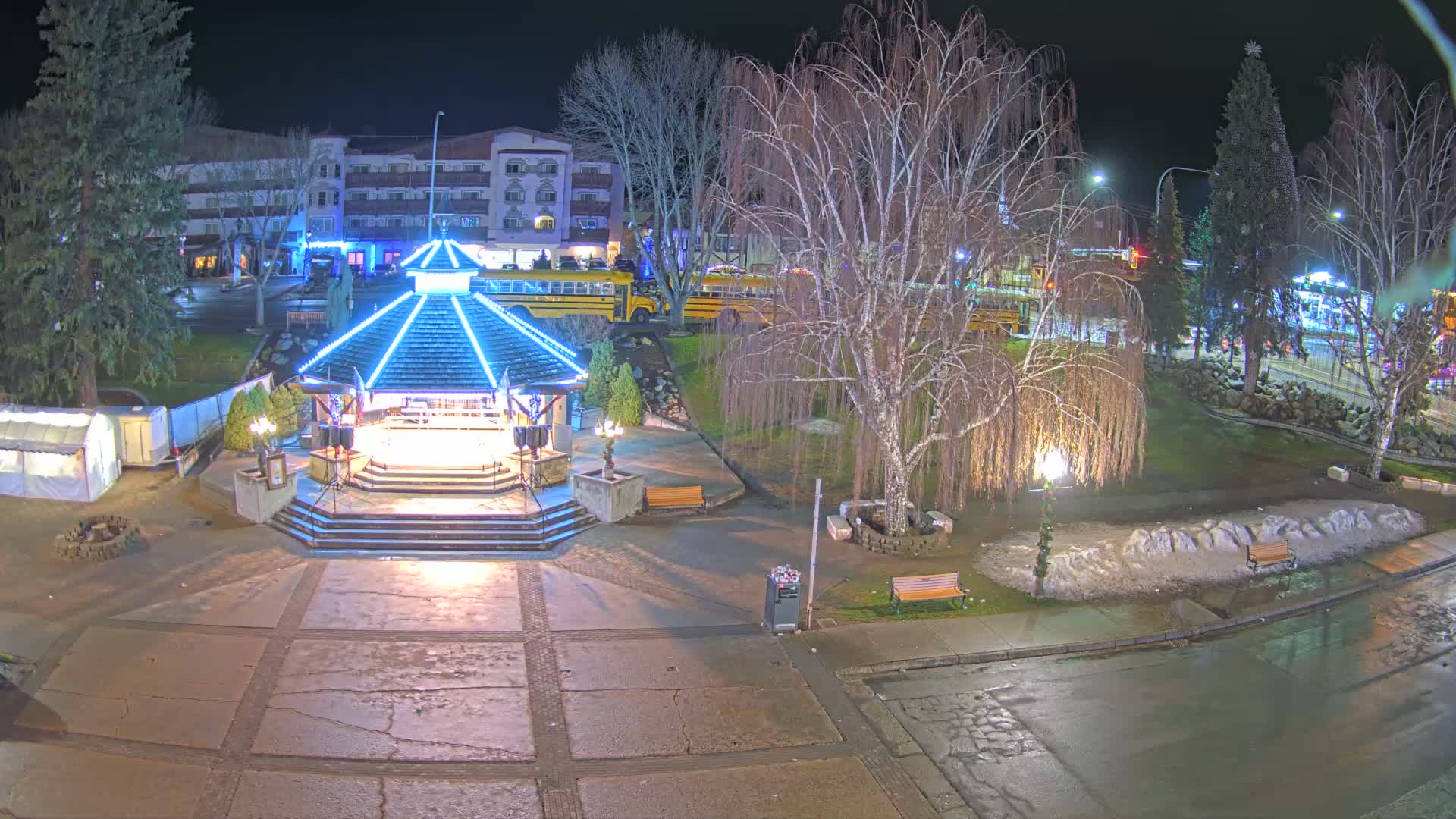 Leavenworth Village Front Street Park  Live Cam - Leavenworth, Chelan, Washington, USA