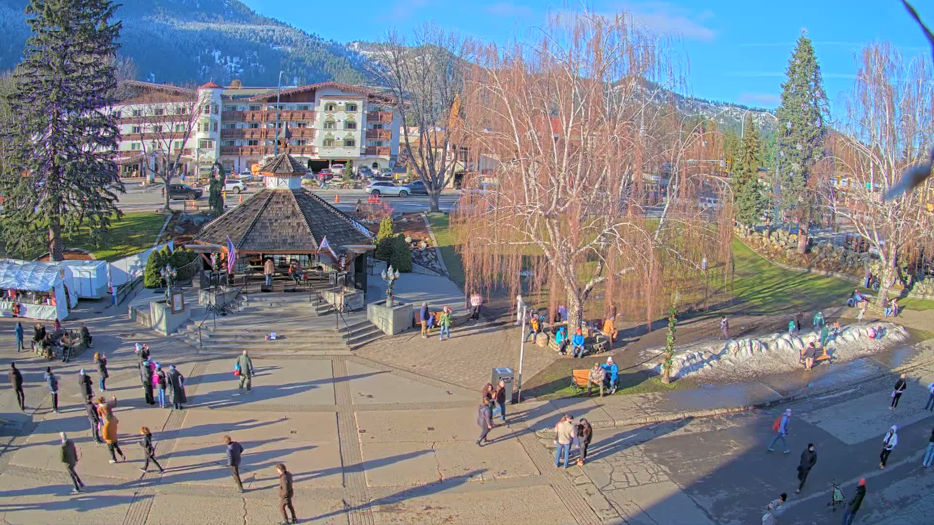 Leavenworth Village Front Street Park  Live Cam - Leavenworth, Chelan, Washington, USA