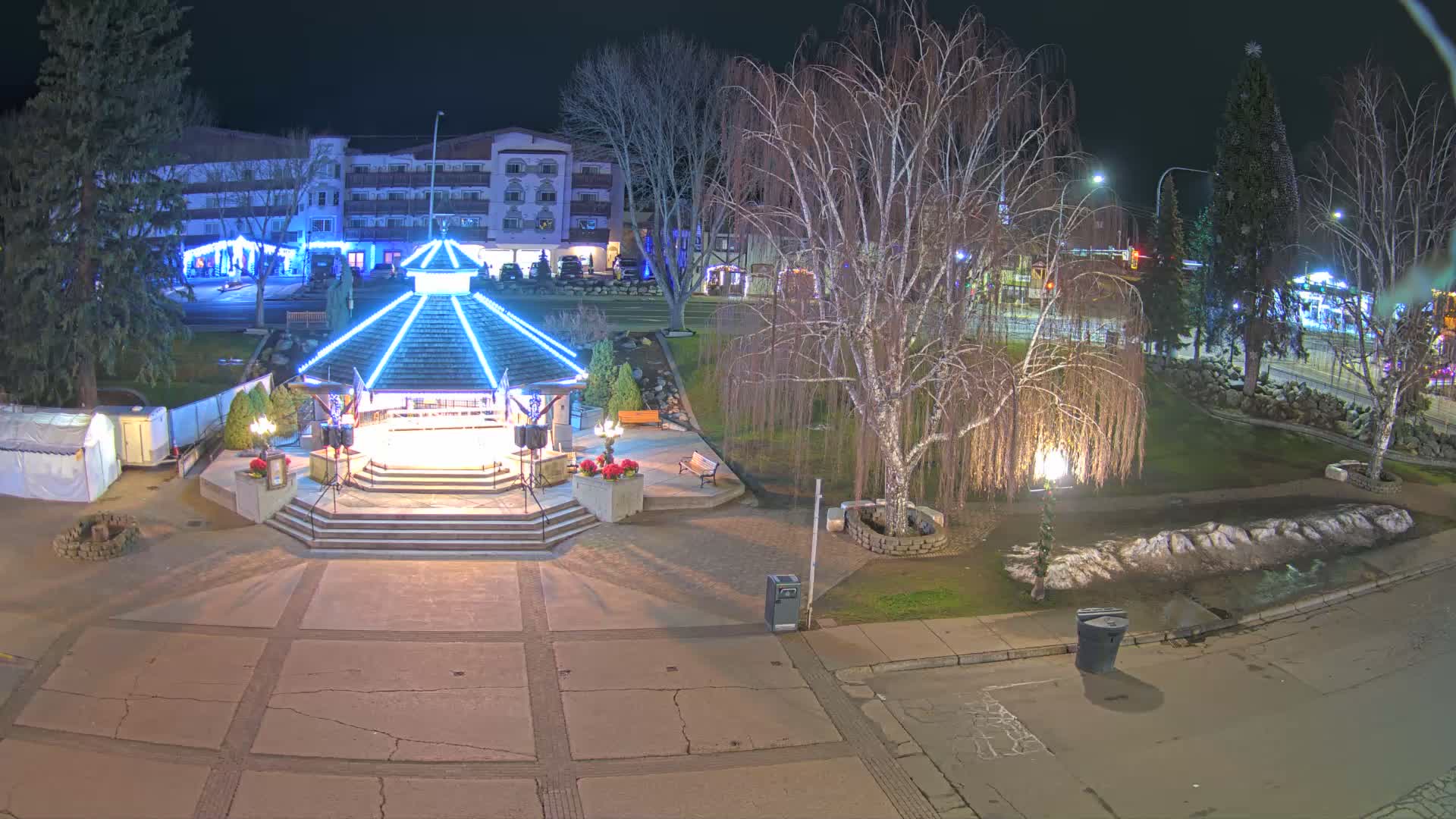 Leavenworth Village Front Street Park  Live Cam - Leavenworth, Chelan, Washington, USA