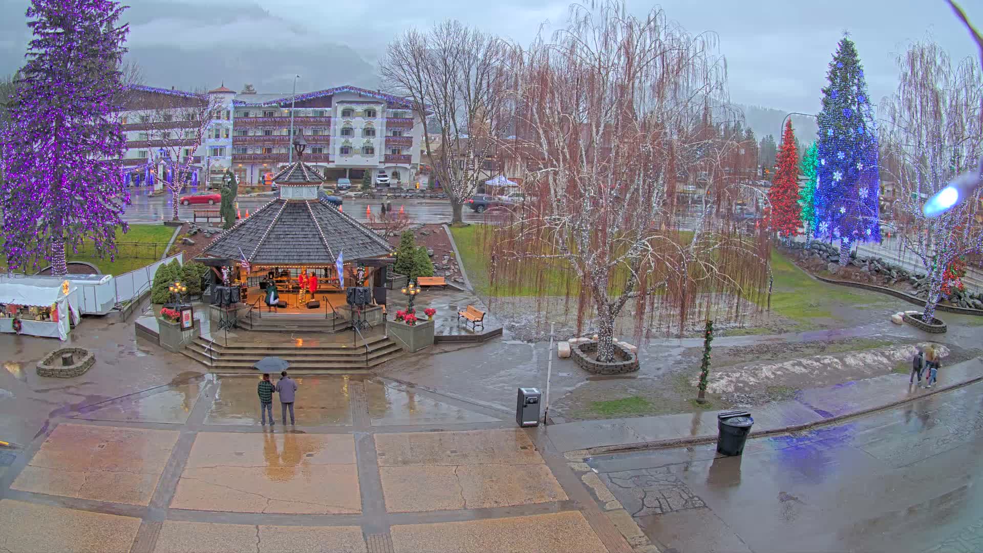 Leavenworth Village Front Street Park  Live Cam - Leavenworth, Chelan, Washington, USA