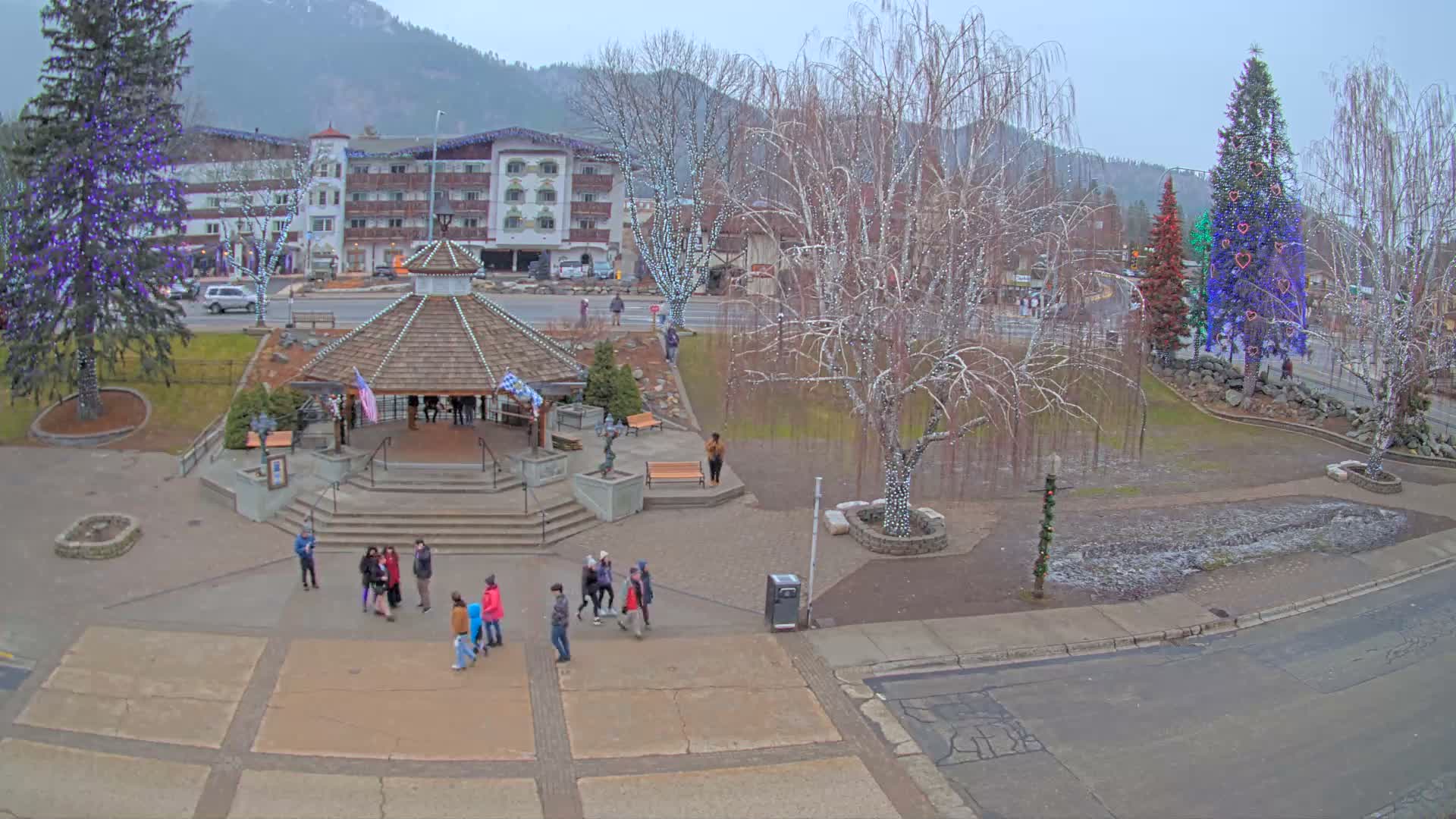 Leavenworth Village Front Street Park  Live Cam - Leavenworth, Chelan, Washington, USA