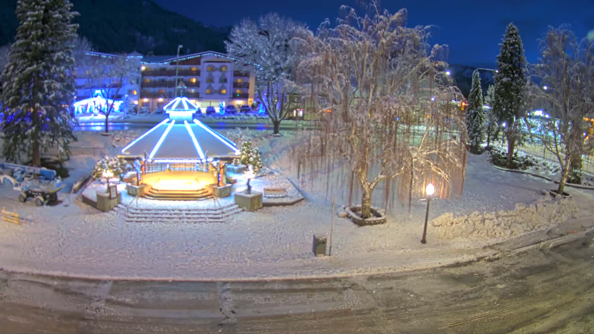 Leavenworth Village Front Street Park  Live Cam - Leavenworth, Chelan, Washington, USA