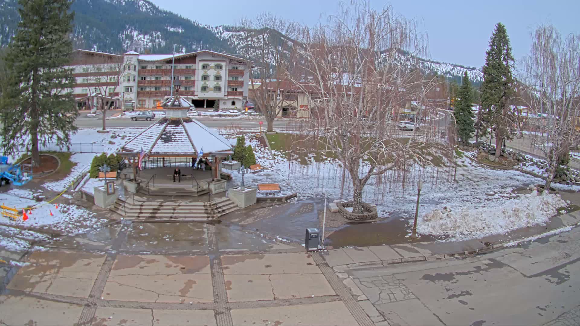 Leavenworth Village Front Street Park  Live Cam - Leavenworth, Chelan, Washington, USA
