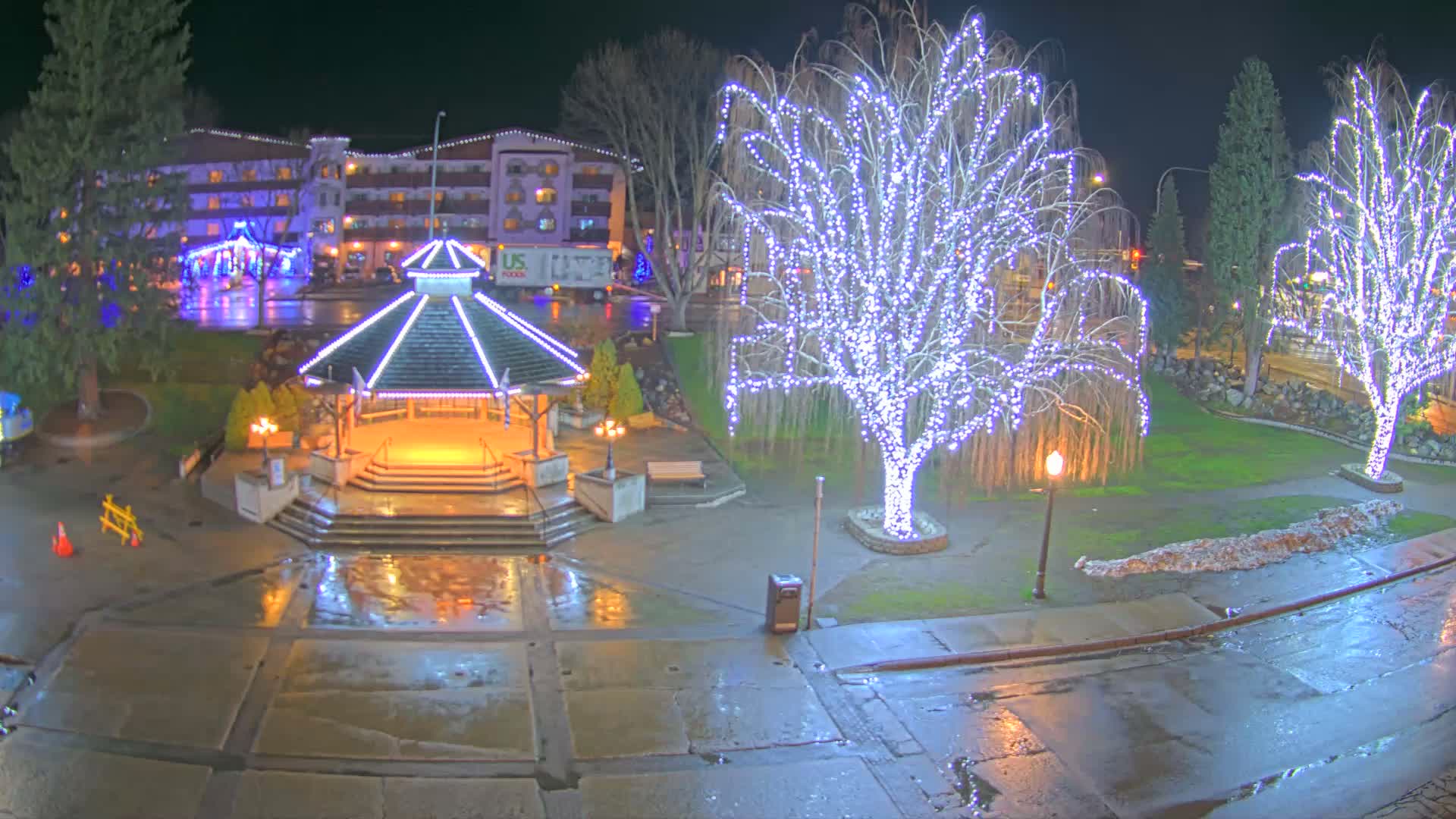 Leavenworth Village Front Street Park  Live Cam - Leavenworth, Chelan, Washington, USA
