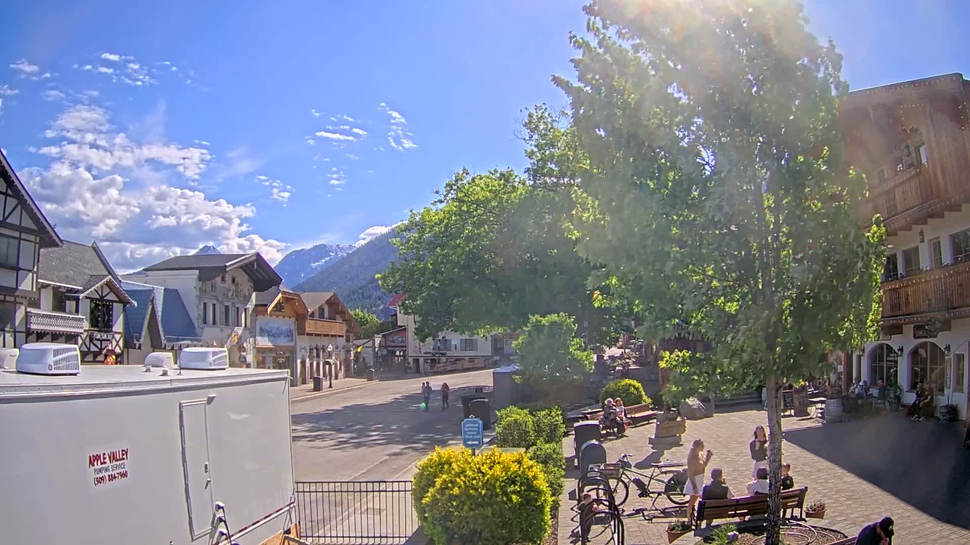 Leavenworth Village Downtown  Live Cam - Leavenworth, Chelan, Washington, USA