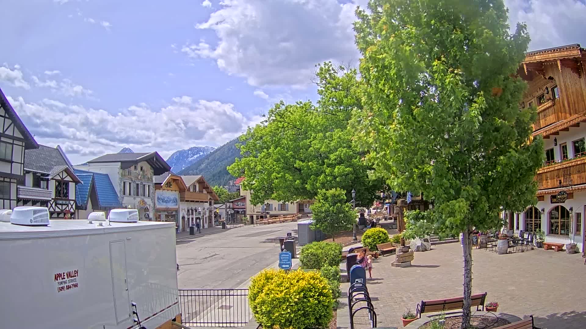 Leavenworth Village Downtown  Live Cam - Leavenworth, Chelan, Washington, USA