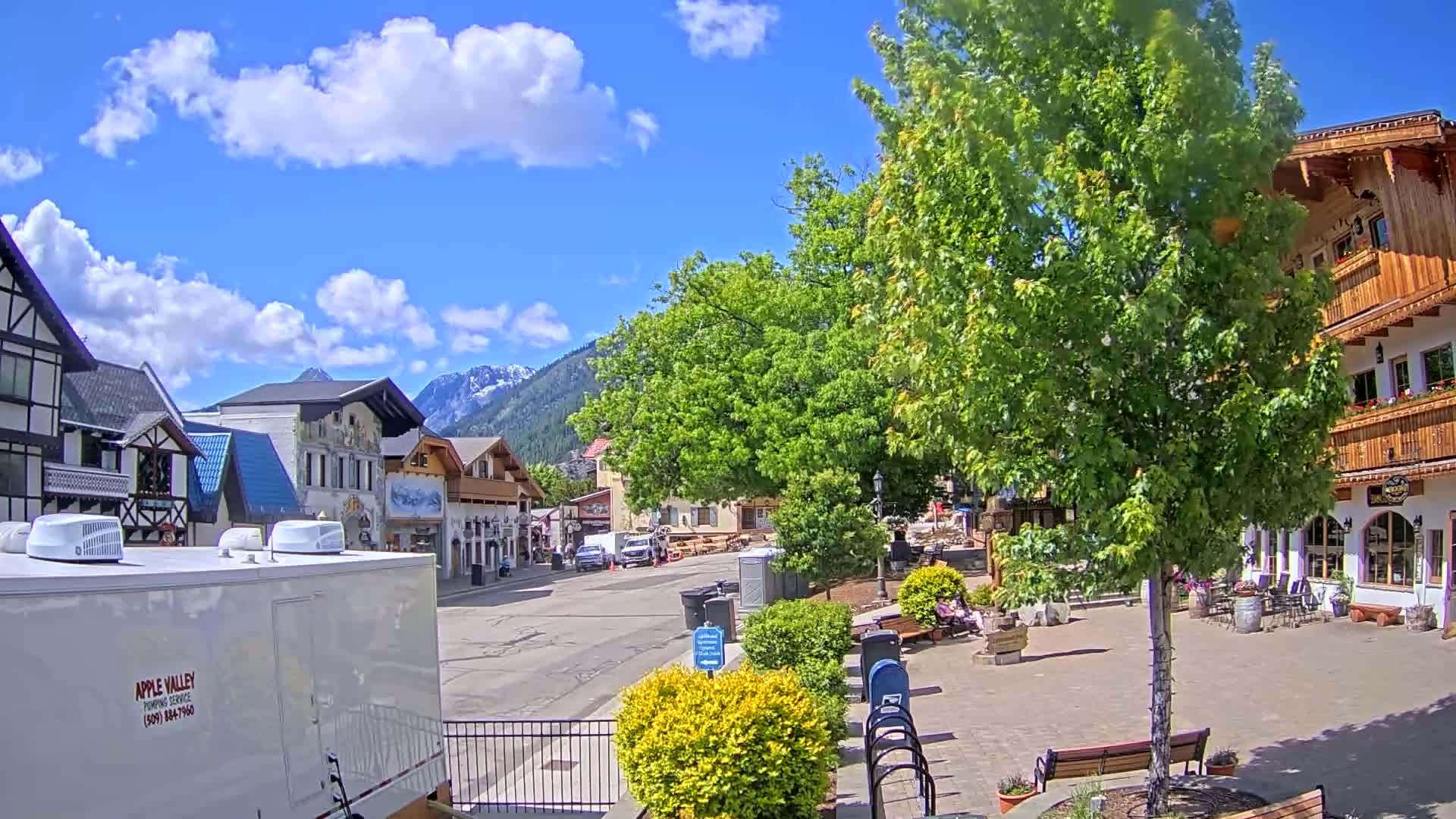 Leavenworth Village Downtown  Live Cam - Leavenworth, Chelan, Washington, USA
