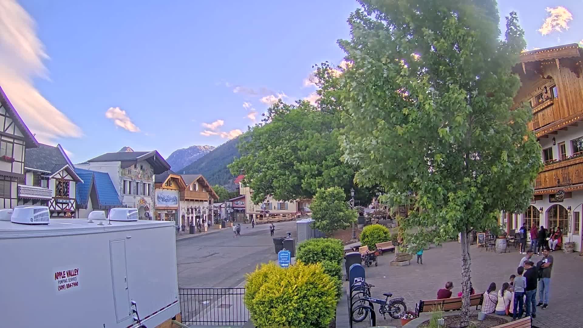 Leavenworth Village Downtown  Live Cam - Leavenworth, Chelan, Washington, USA