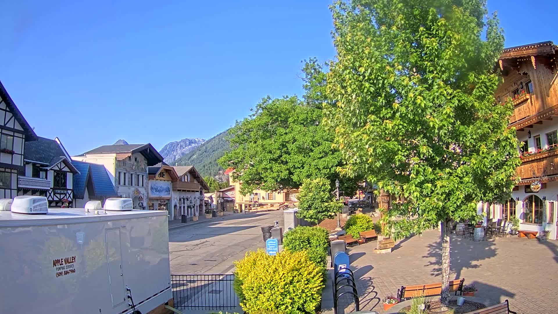 Leavenworth Village Downtown  Live Cam - Leavenworth, Chelan, Washington, USA