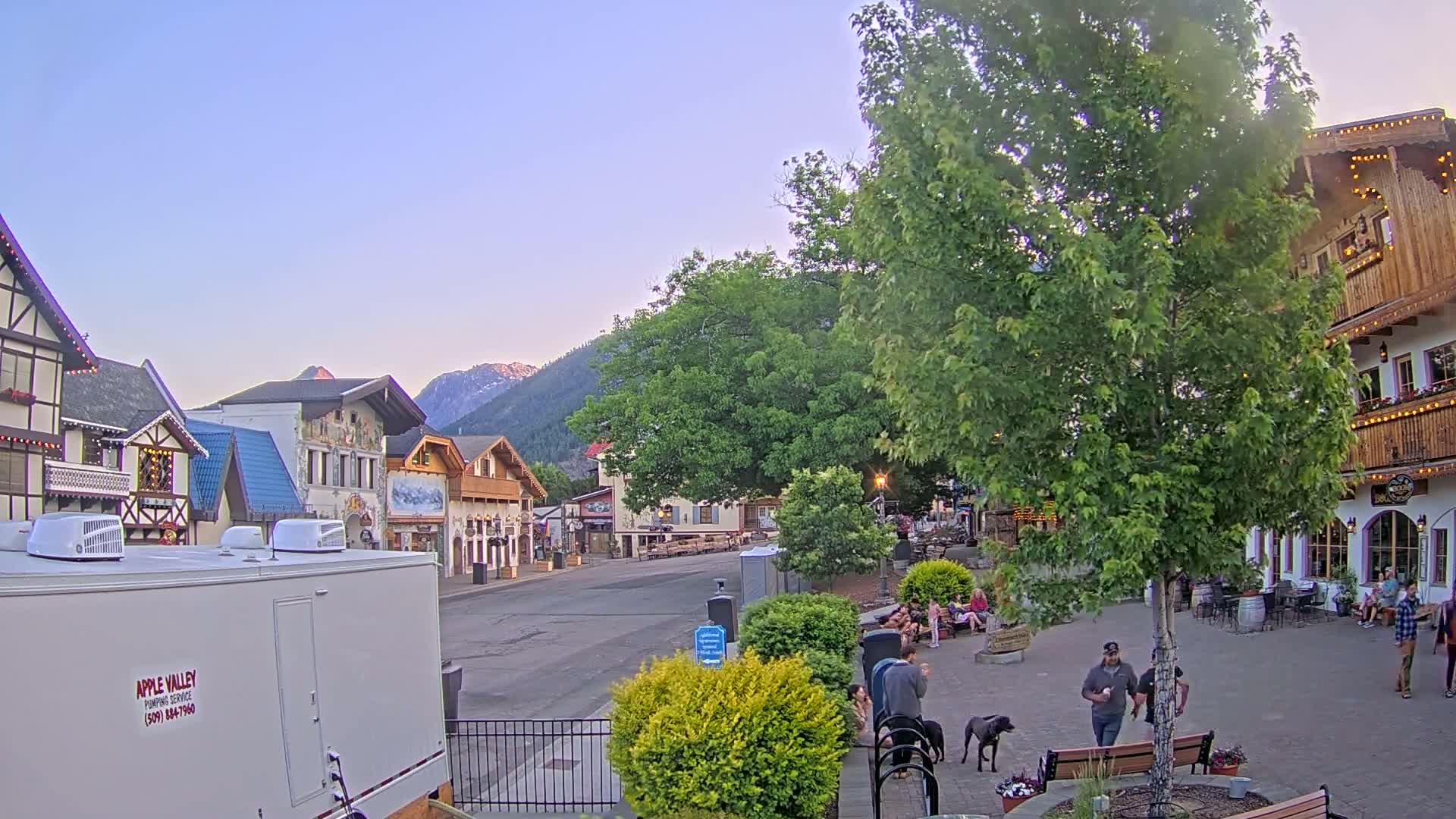 Leavenworth Village Downtown  Live Cam - Leavenworth, Chelan, Washington, USA