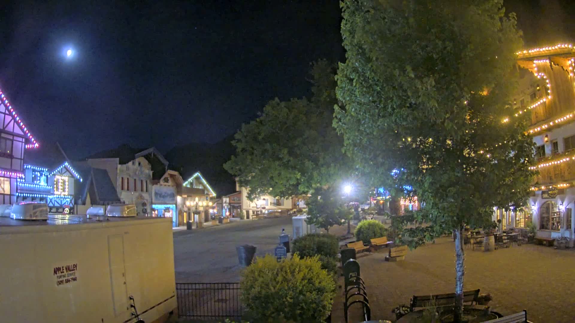 Leavenworth Village Downtown  Live Cam - Leavenworth, Chelan, Washington, USA