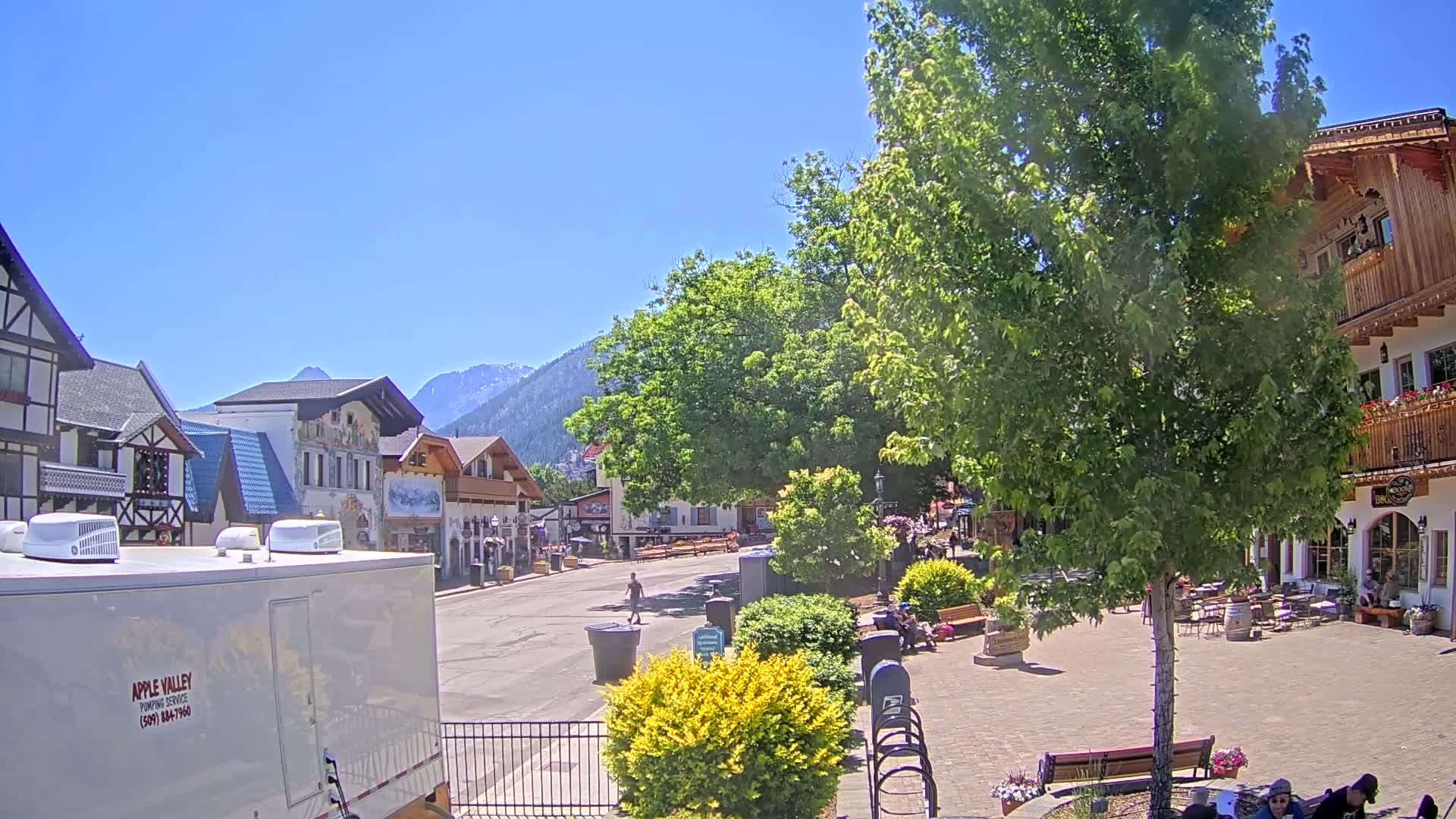 Leavenworth Village Downtown  Live Cam - Leavenworth, Chelan, Washington, USA