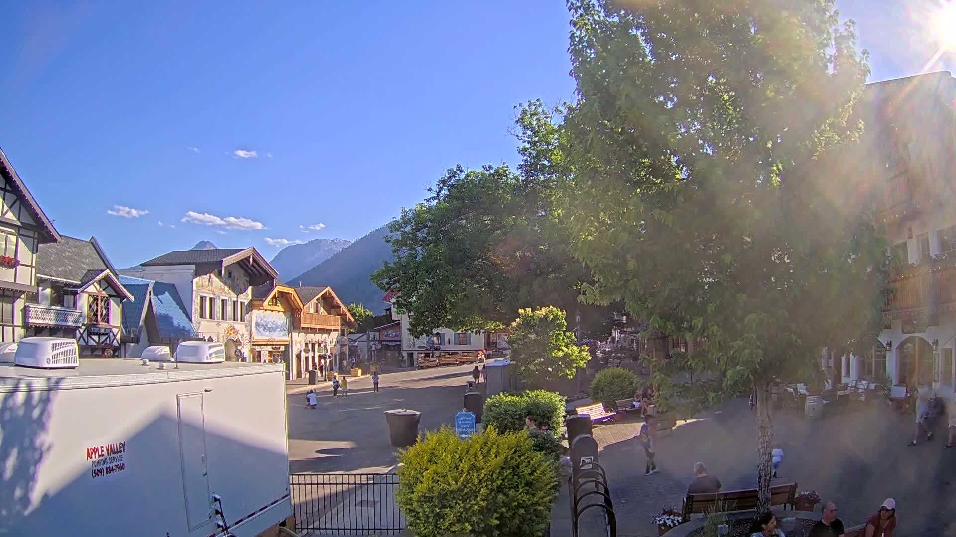 Leavenworth Village Downtown  Live Cam - Leavenworth, Chelan, Washington, USA