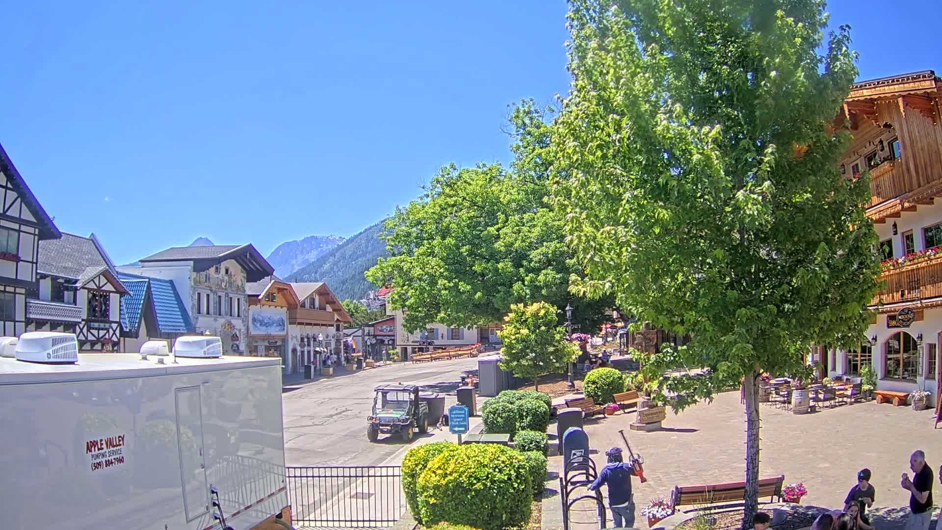 Leavenworth Village Downtown  Live Cam - Leavenworth, Chelan, Washington, USA