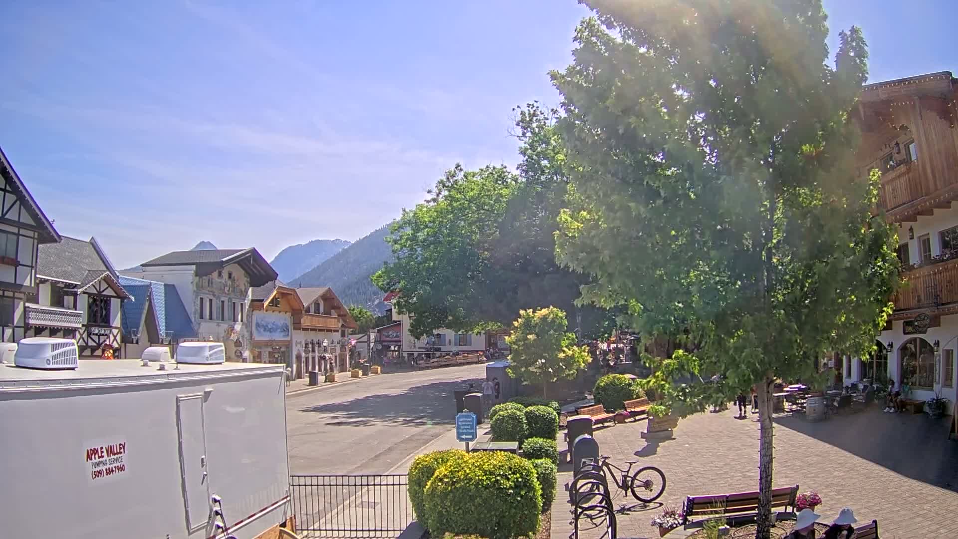 Leavenworth Village Downtown  Live Cam - Leavenworth, Chelan, Washington, USA