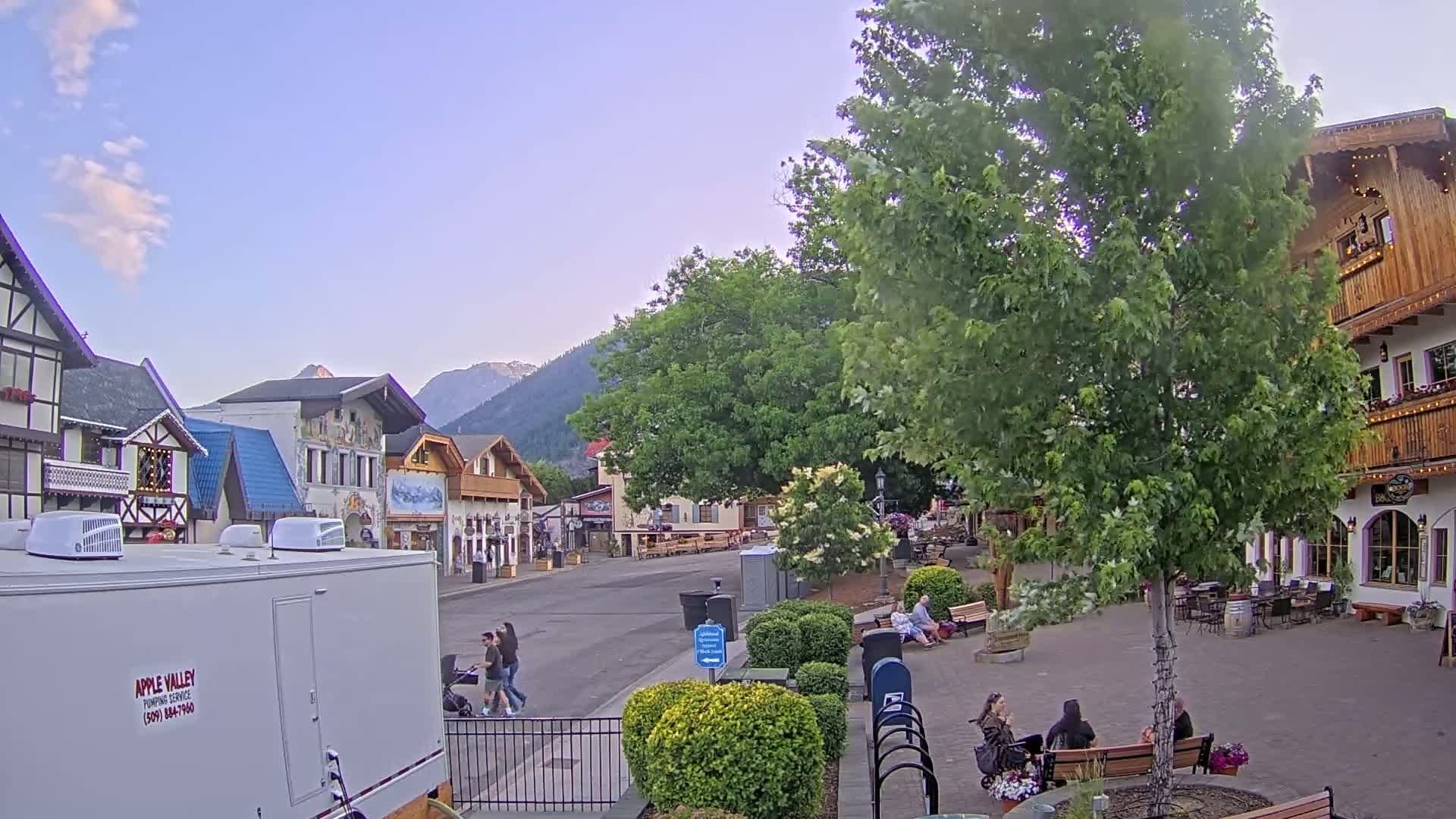 Leavenworth Village Downtown  Live Cam - Leavenworth, Chelan, Washington, USA