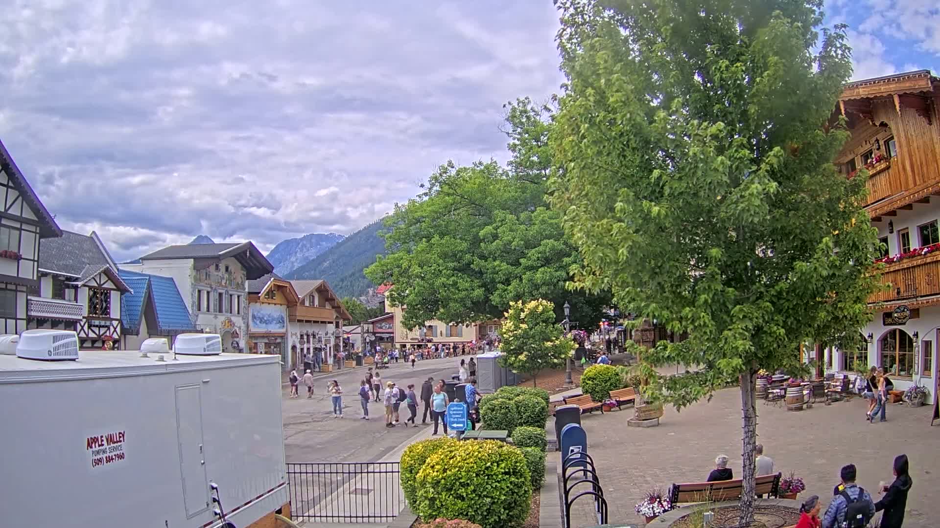 Leavenworth Village Downtown  Live Cam - Leavenworth, Chelan, Washington, USA