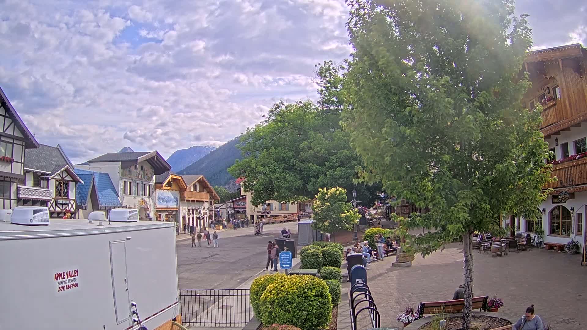 Leavenworth Village Downtown  Live Cam - Leavenworth, Chelan, Washington, USA