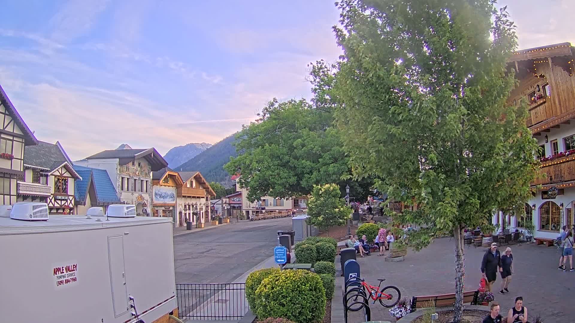 Leavenworth Village Downtown  Live Cam - Leavenworth, Chelan, Washington, USA