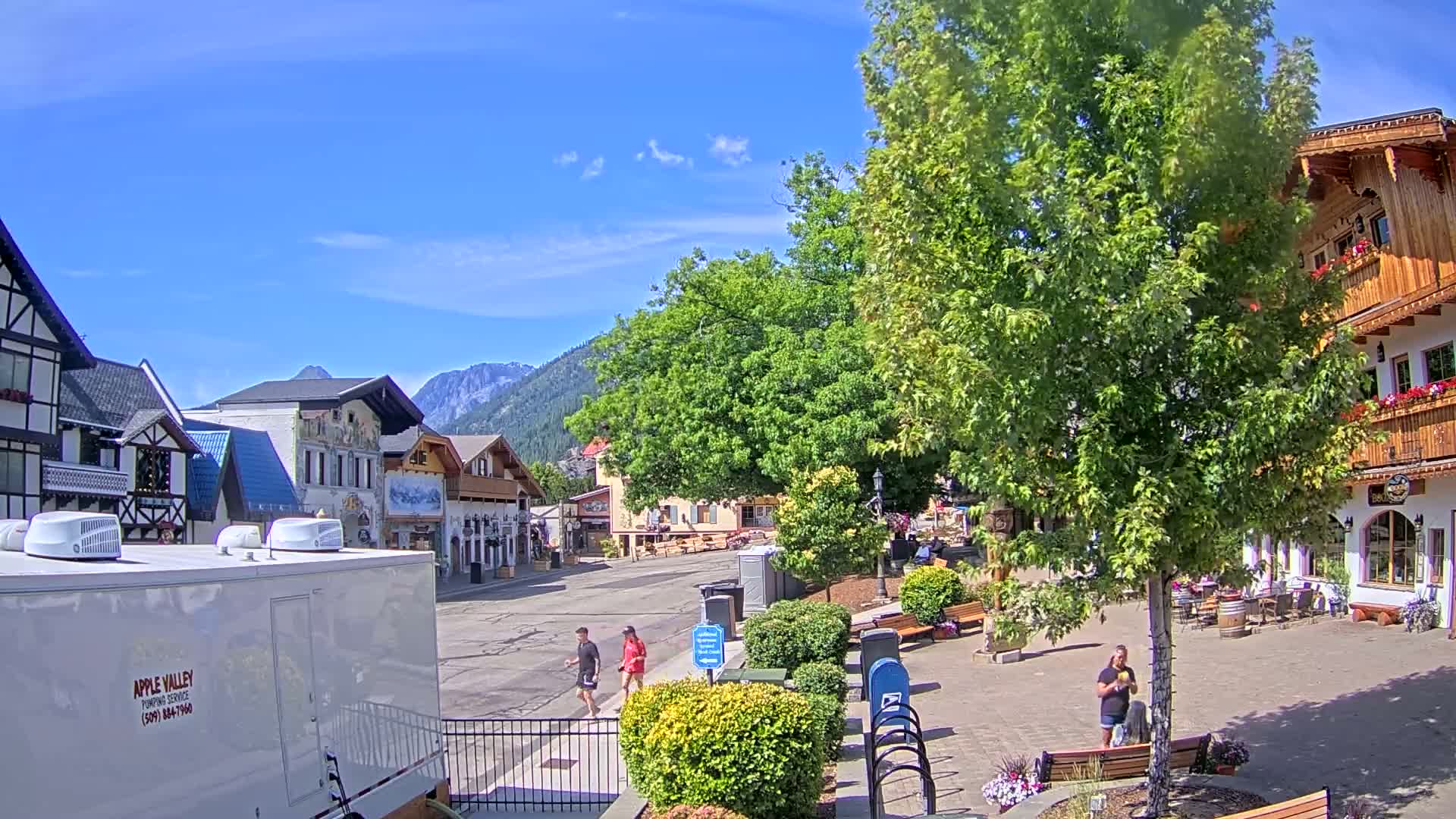 Leavenworth Village Downtown  Live Cam - Leavenworth, Chelan, Washington, USA