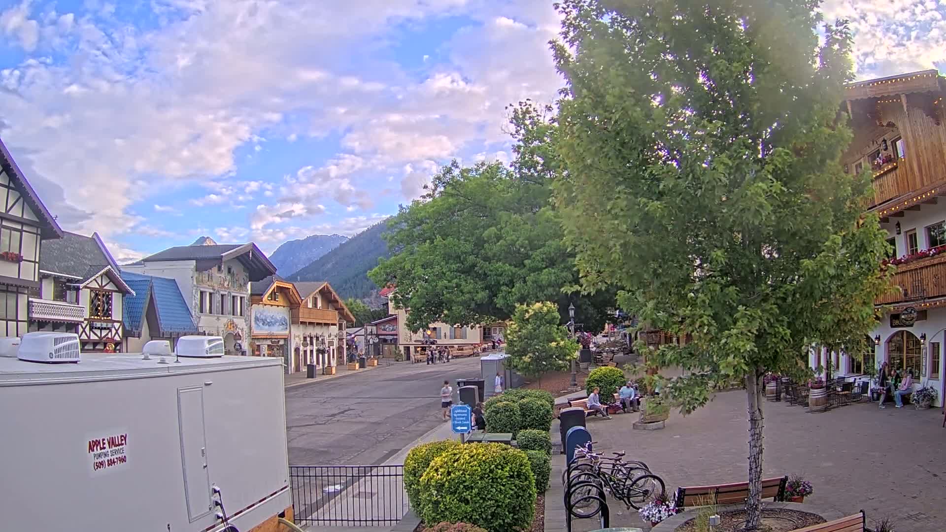 Leavenworth Village Downtown  Live Cam - Leavenworth, Chelan, Washington, USA