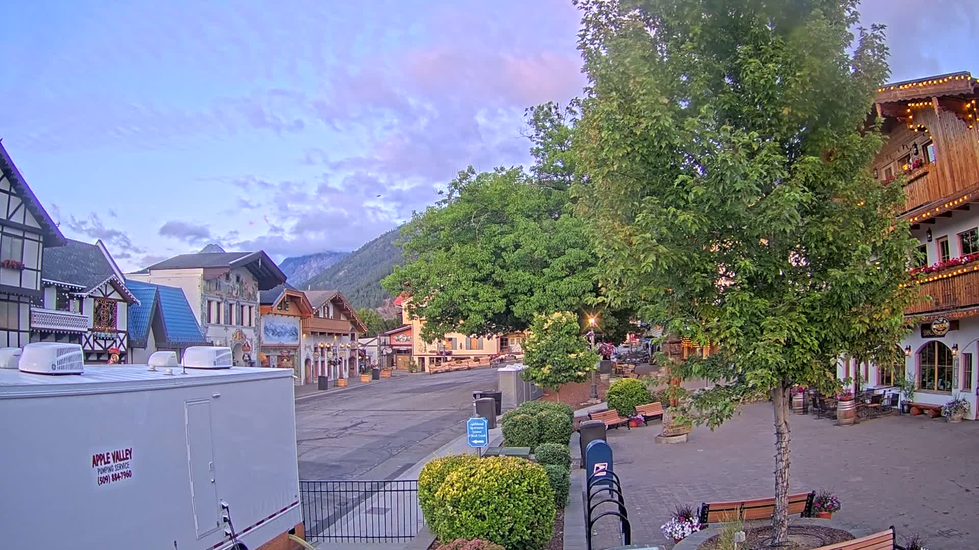 Leavenworth Village Downtown  Live Cam - Leavenworth, Chelan, Washington, USA