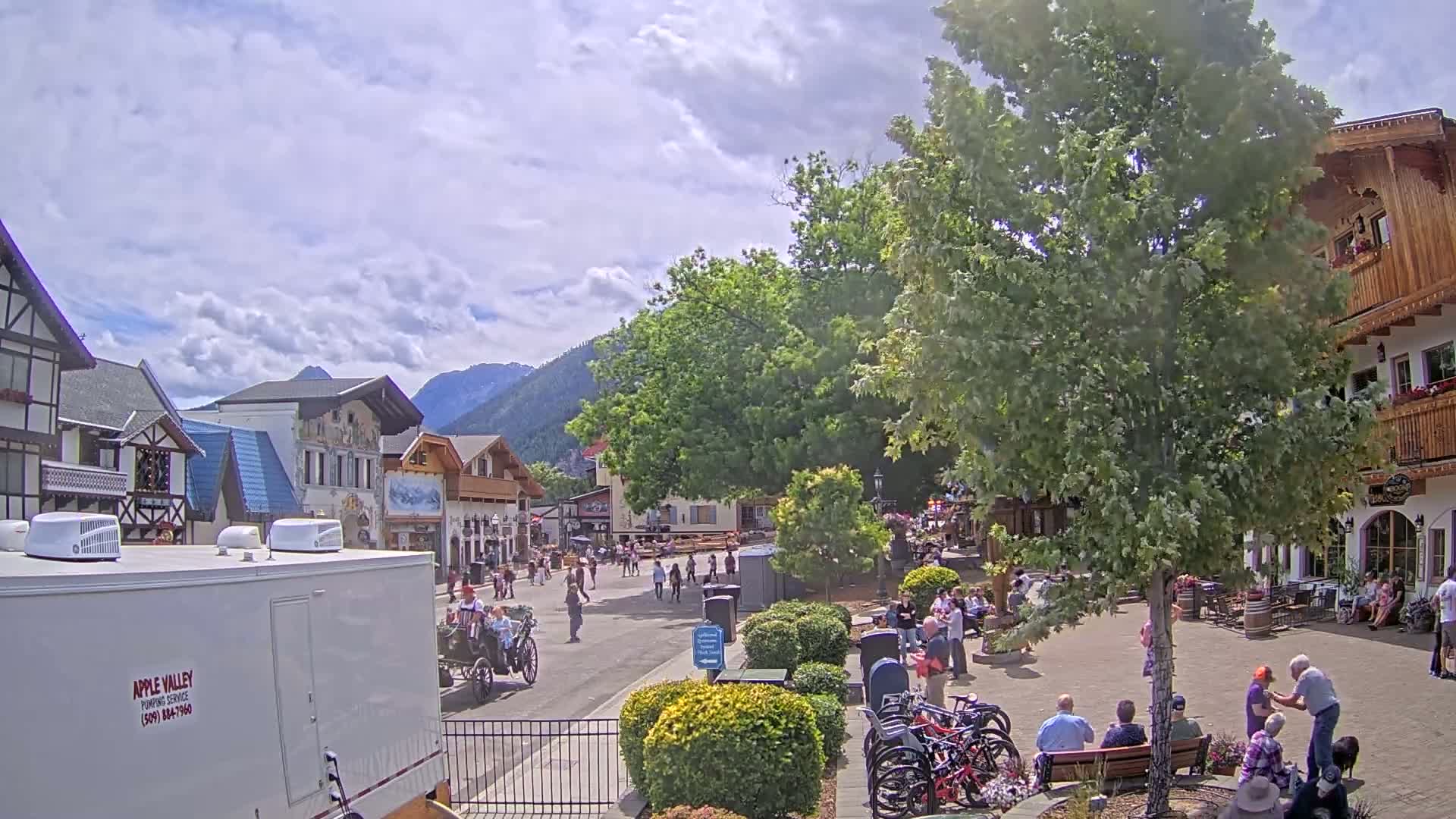 Leavenworth Village Downtown  Live Cam - Leavenworth, Chelan, Washington, USA