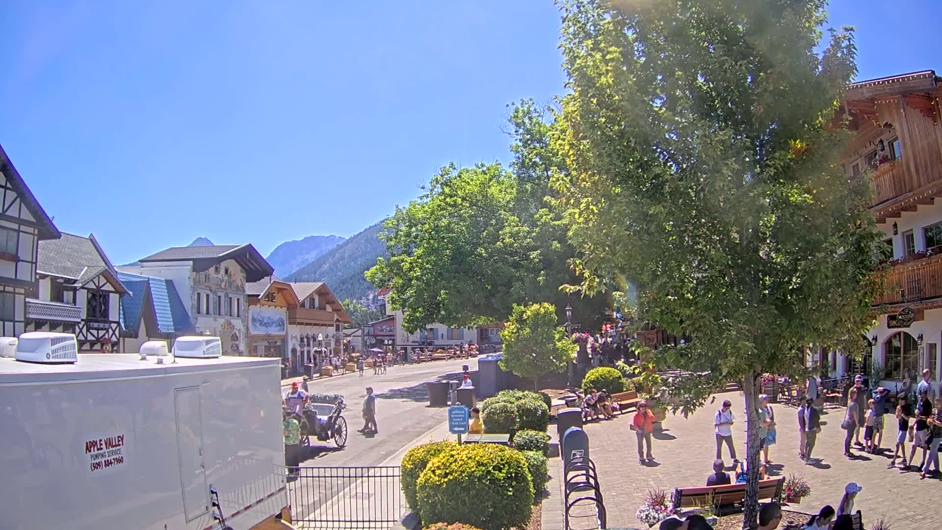 Leavenworth Village Downtown  Live Cam - Leavenworth, Chelan, Washington, USA