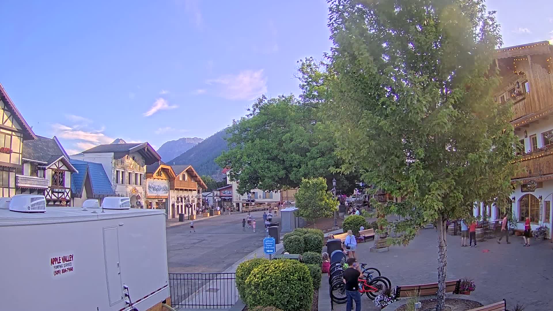 Leavenworth Village Downtown  Live Cam - Leavenworth, Chelan, Washington, USA