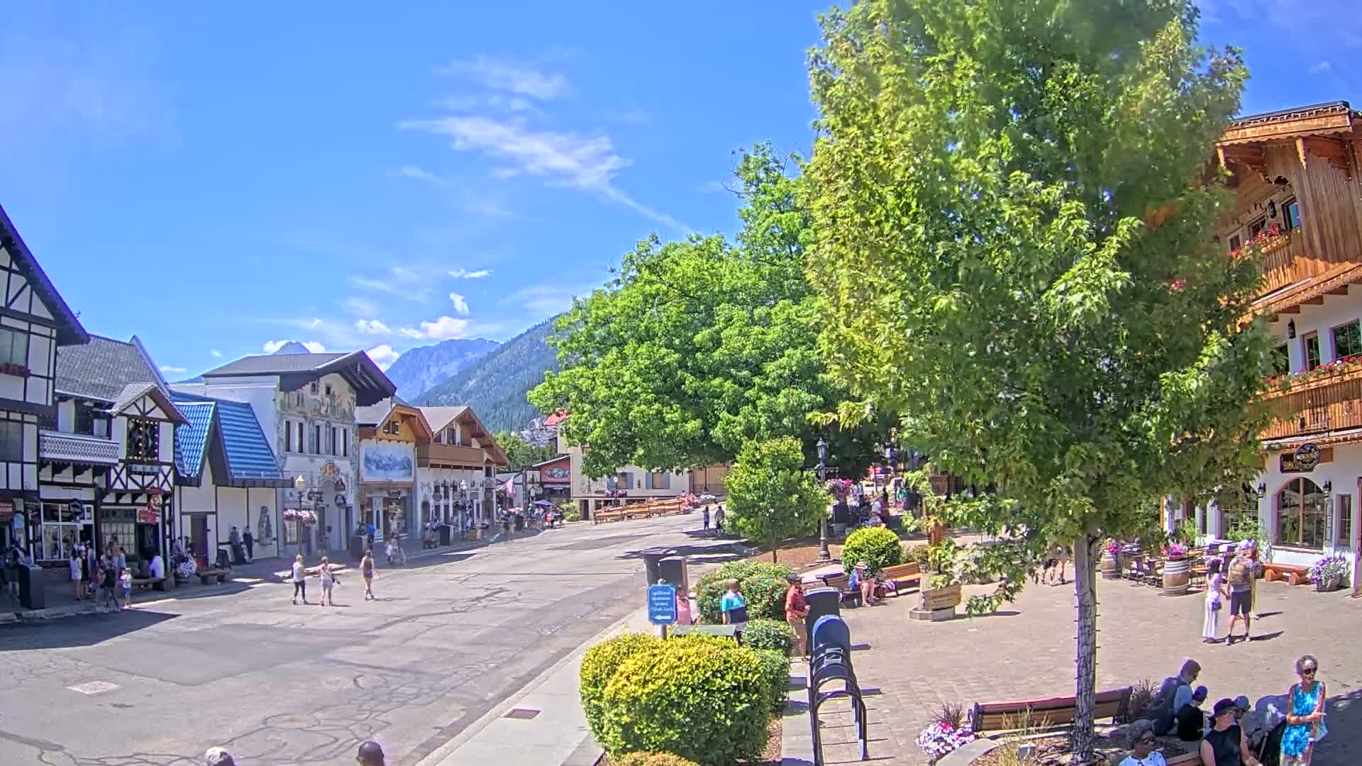 Leavenworth Village Downtown  Live Cam - Leavenworth, Chelan, Washington, USA