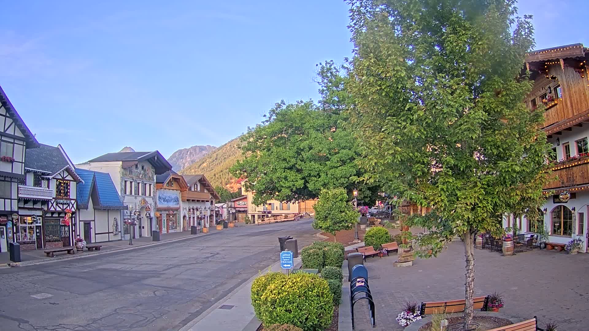 Leavenworth Village Downtown  Live Cam - Leavenworth, Chelan, Washington, USA