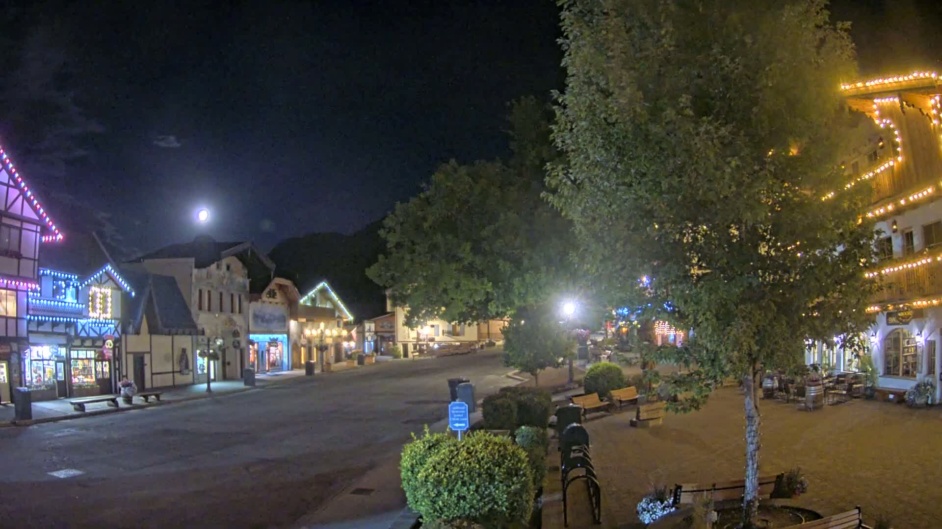 Leavenworth Village Downtown  Live Cam - Leavenworth, Chelan, Washington, USA