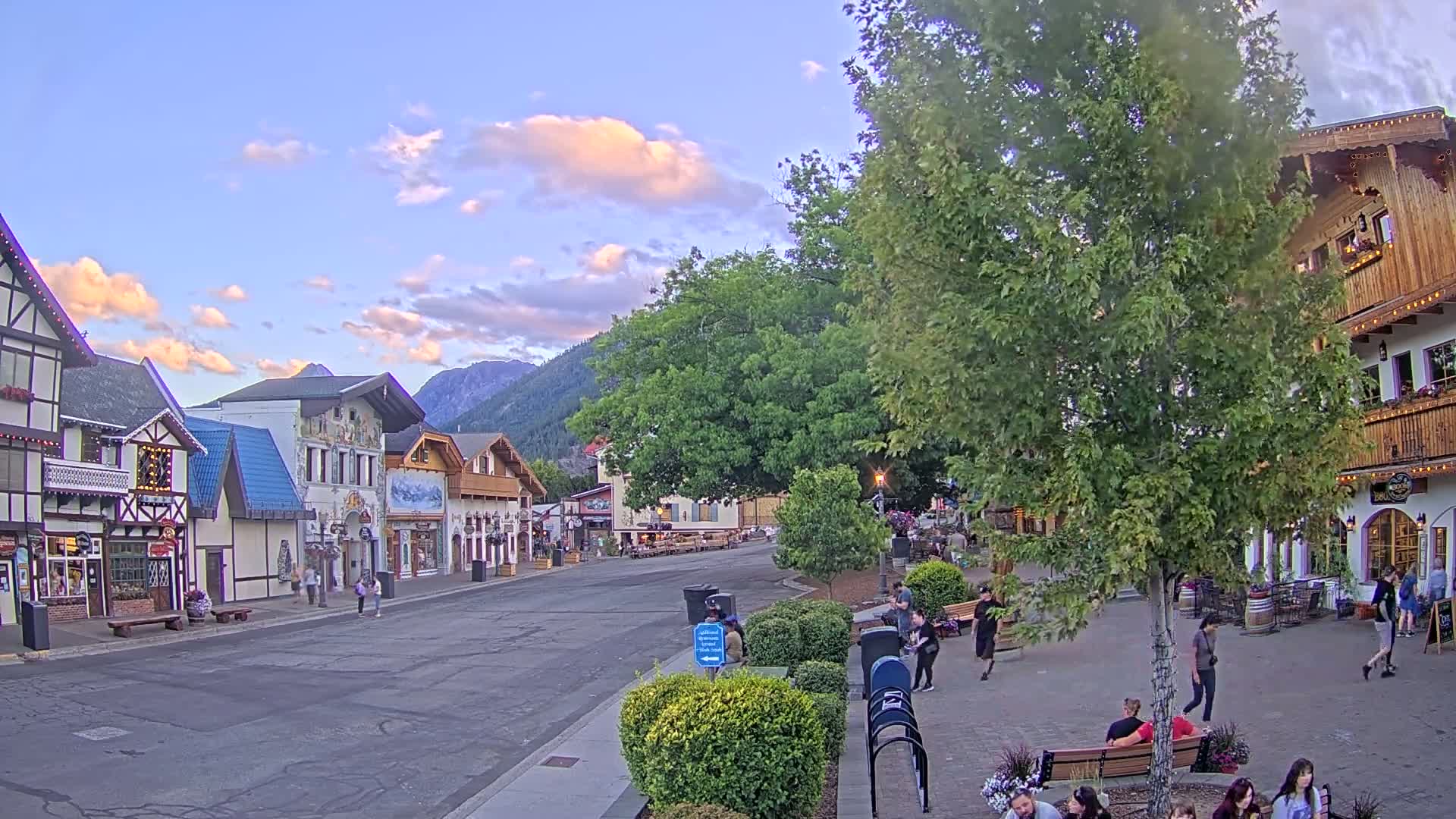 Leavenworth Village Downtown  Live Cam - Leavenworth, Chelan, Washington, USA