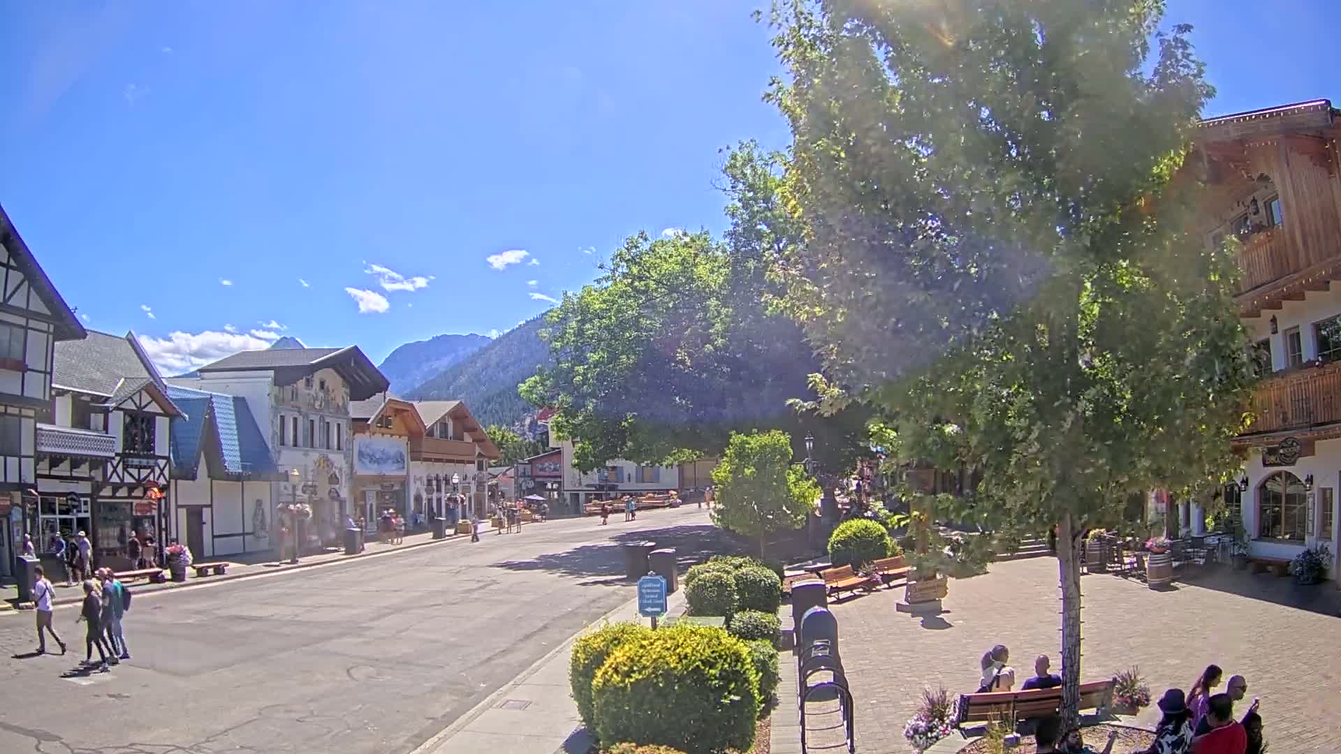 Leavenworth Village Downtown  Live Cam - Leavenworth, Chelan, Washington, USA