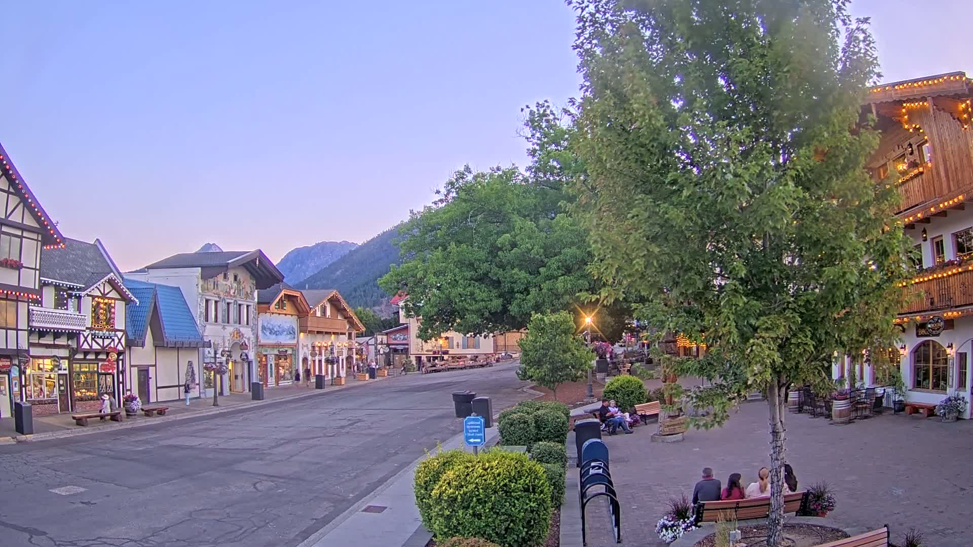 Leavenworth Village Downtown  Live Cam - Leavenworth, Chelan, Washington, USA