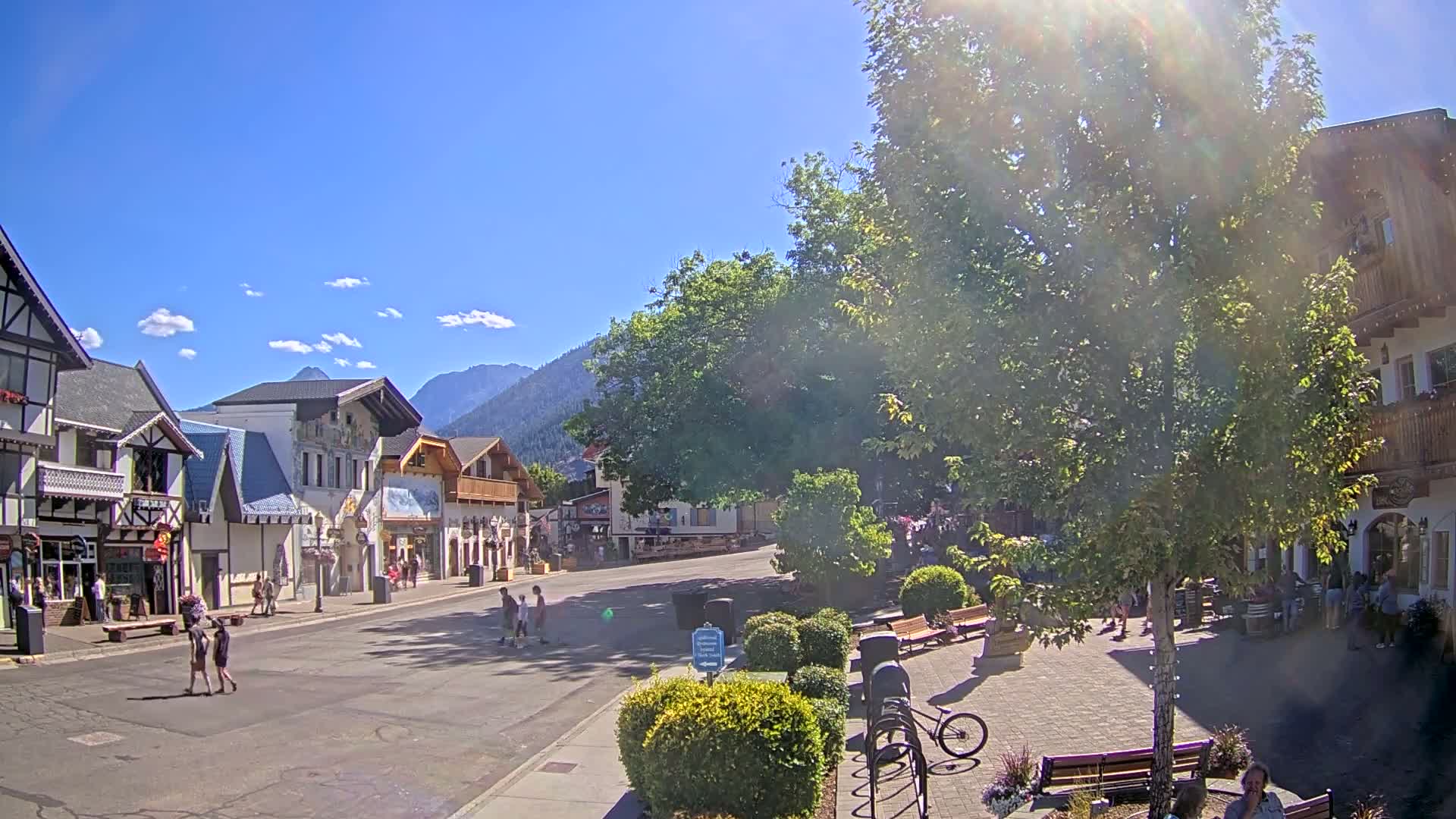 Leavenworth Village Downtown  Live Cam - Leavenworth, Chelan, Washington, USA