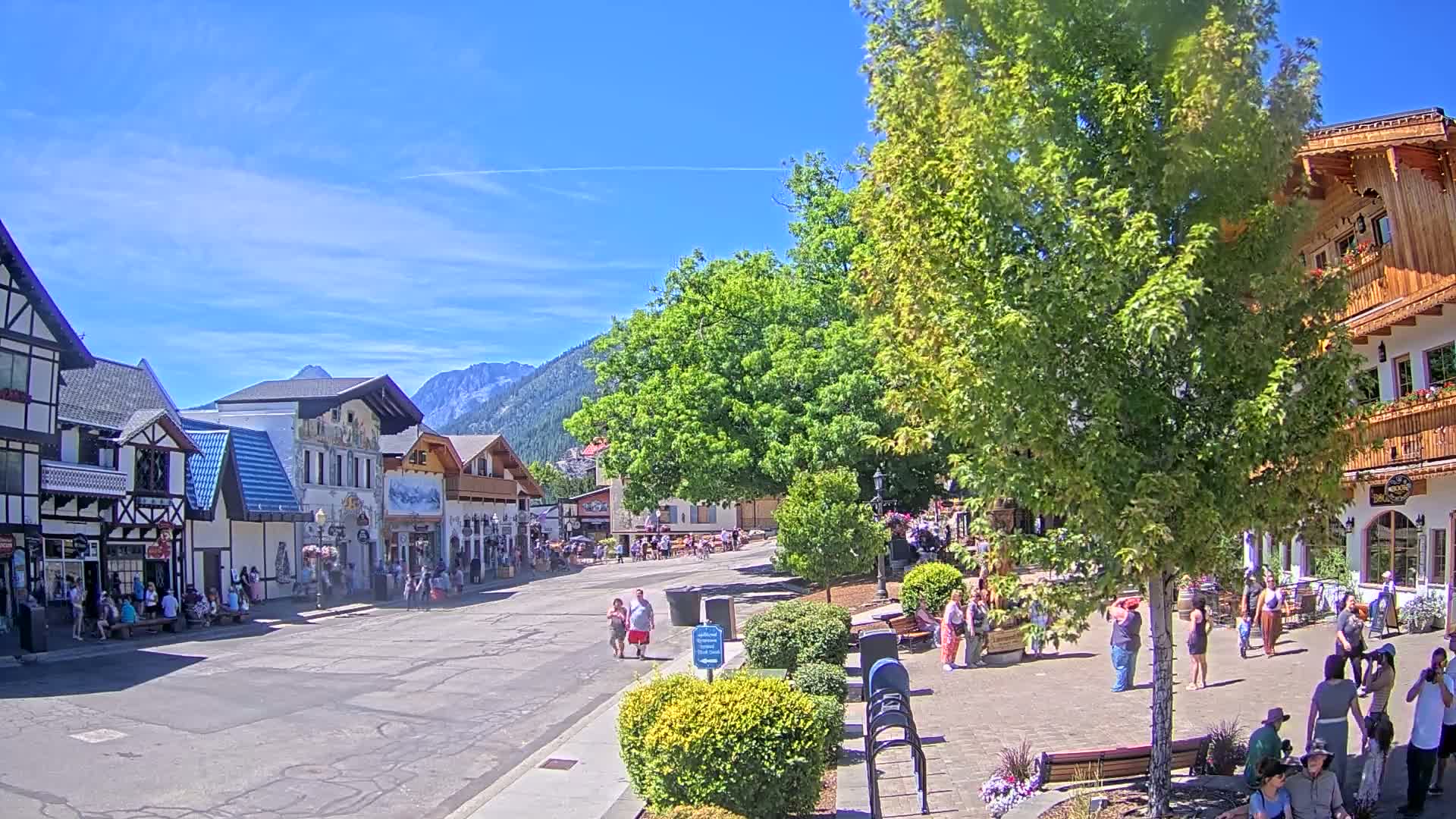 Leavenworth Village Downtown  Live Cam - Leavenworth, Chelan, Washington, USA