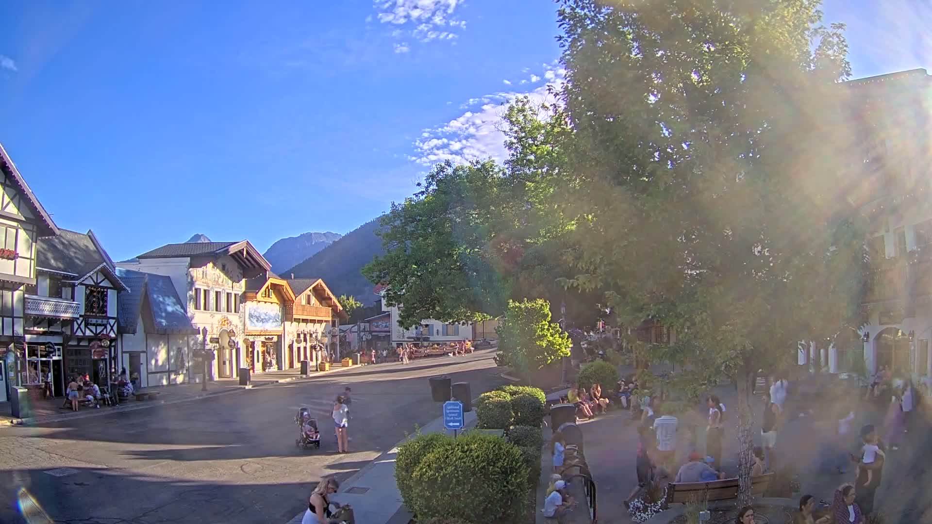 Leavenworth Village Downtown  Live Cam - Leavenworth, Chelan, Washington, USA