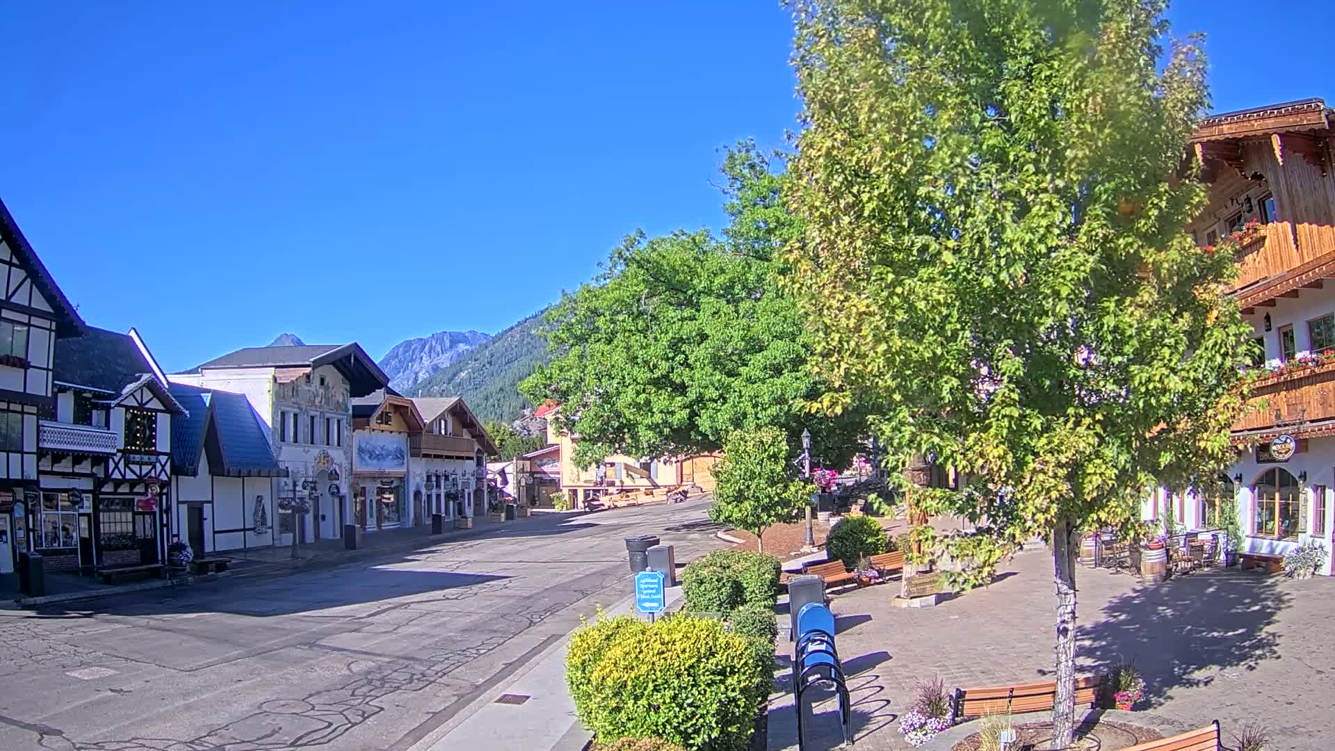 Leavenworth Village Downtown  Live Cam - Leavenworth, Chelan, Washington, USA