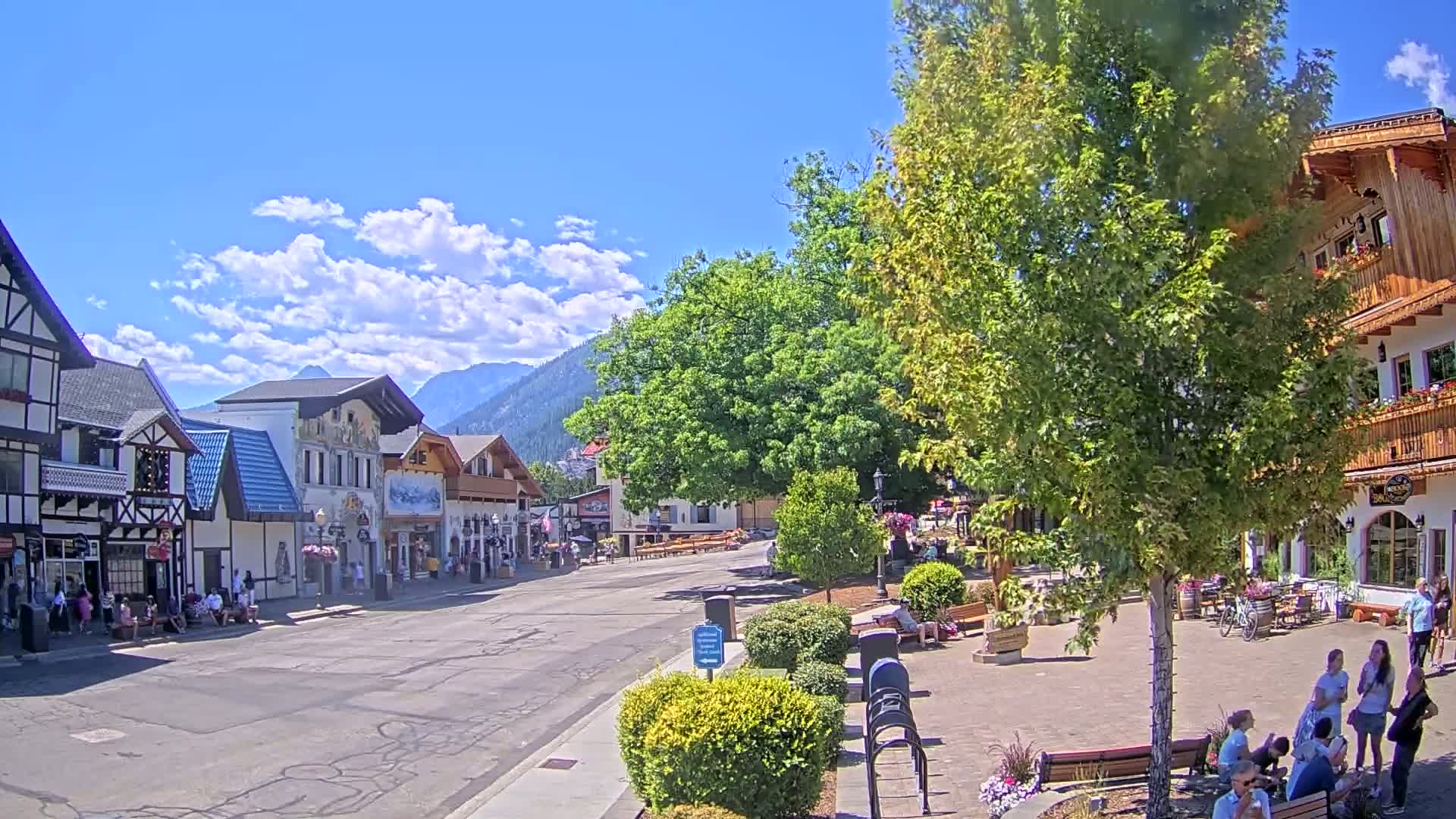 Leavenworth Village Downtown  Live Cam - Leavenworth, Chelan, Washington, USA