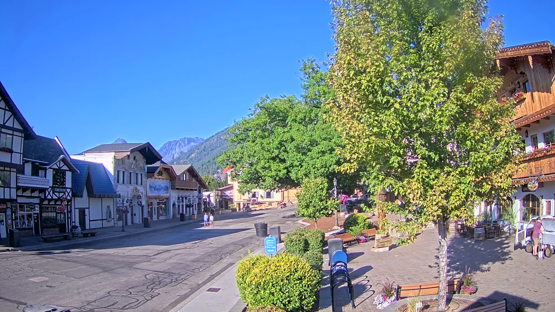 Leavenworth Village Downtown  Live Cam - Leavenworth, Chelan, Washington, USA