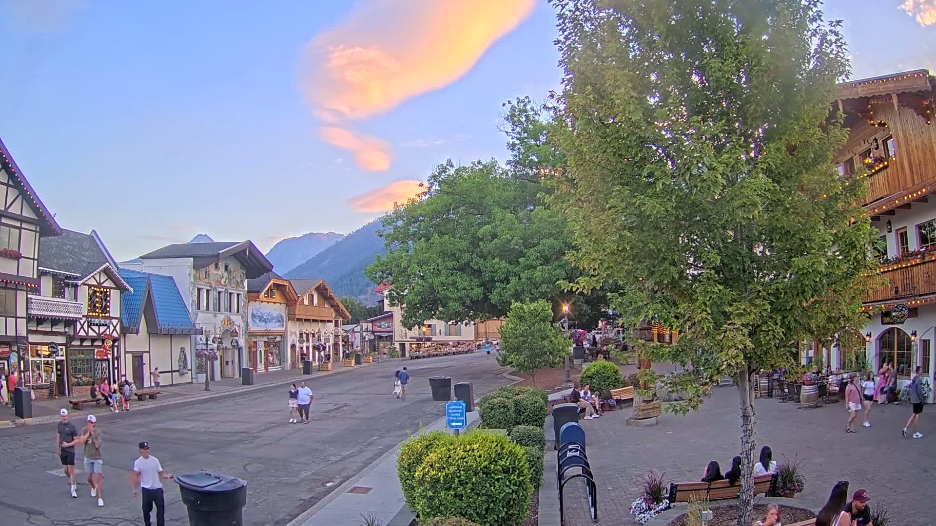 Leavenworth Village Downtown  Live Cam - Leavenworth, Chelan, Washington, USA