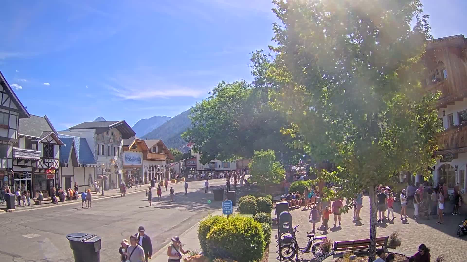 Leavenworth Village Downtown  Live Cam - Leavenworth, Chelan, Washington, USA