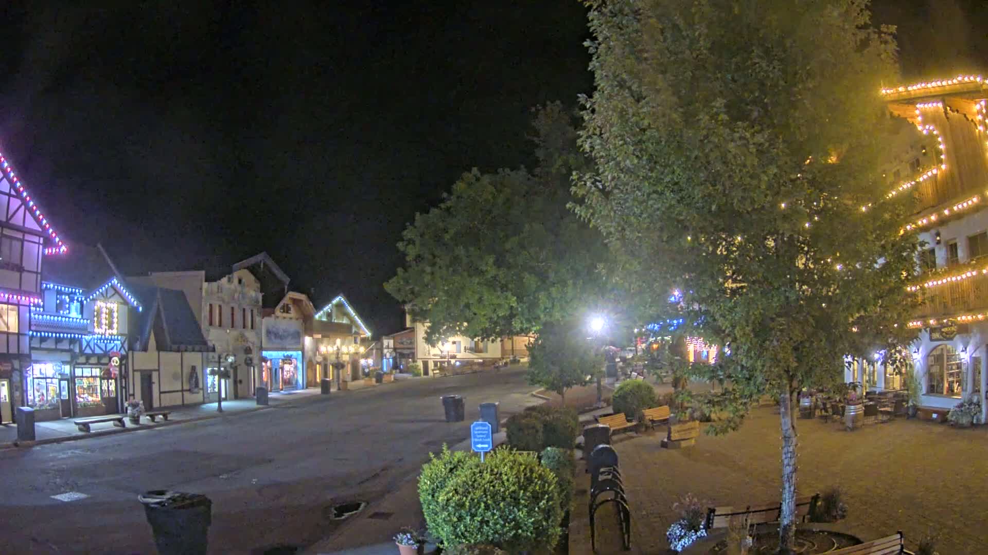 Leavenworth Village Downtown  Live Cam - Leavenworth, Chelan, Washington, USA