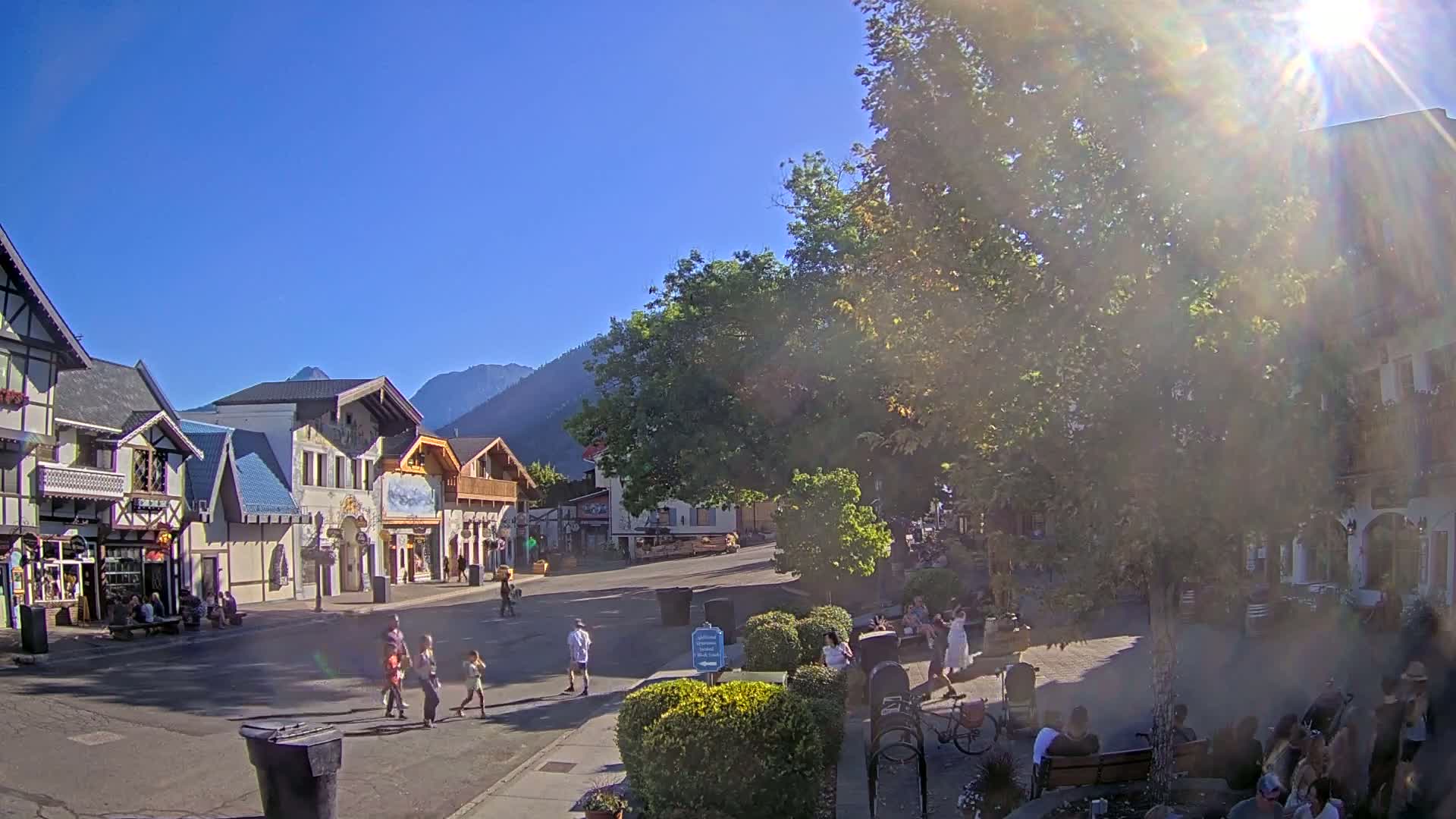 Leavenworth Village Downtown  Live Cam - Leavenworth, Chelan, Washington, USA